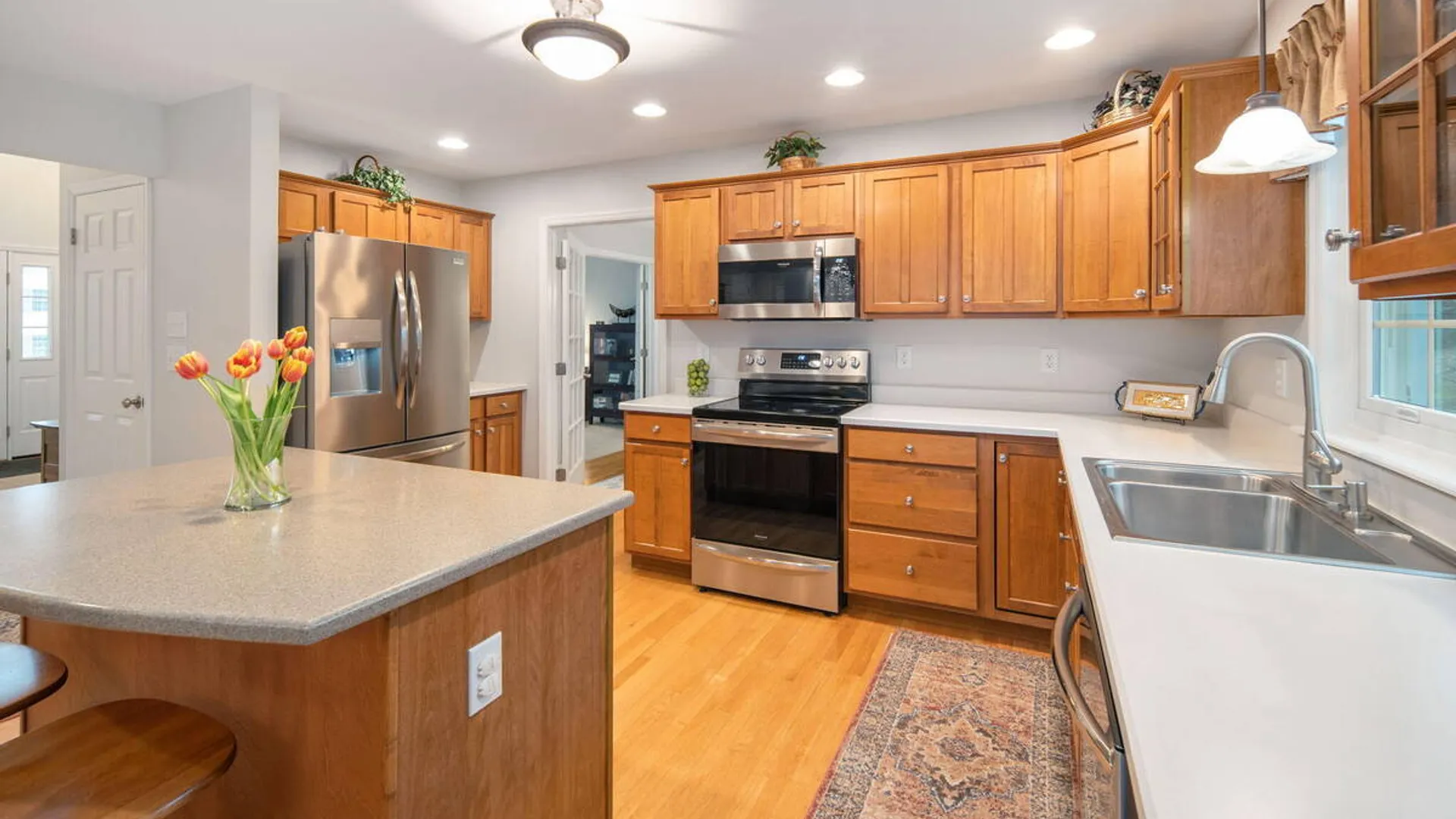 Property at 632 Maple Lane, Niskayuna, NY 12309 20