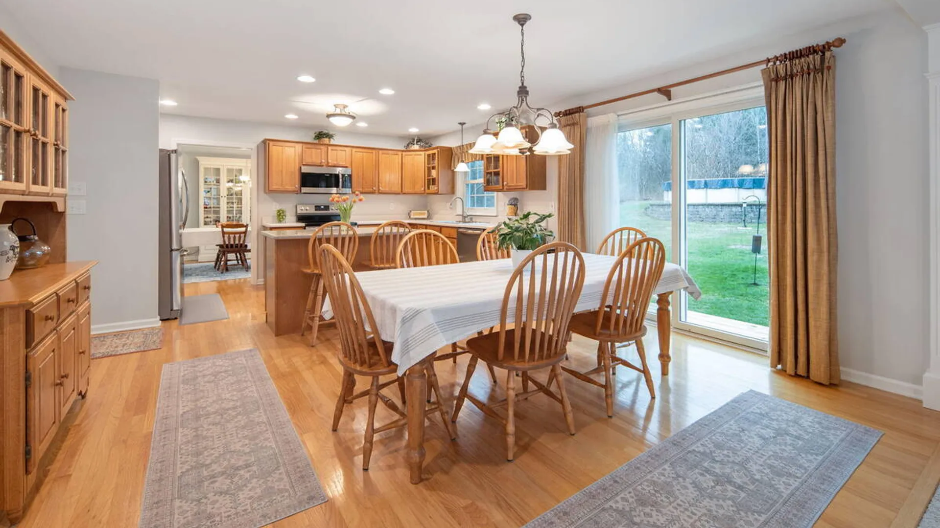 Property at 632 Maple Lane, Niskayuna, NY 12309 25