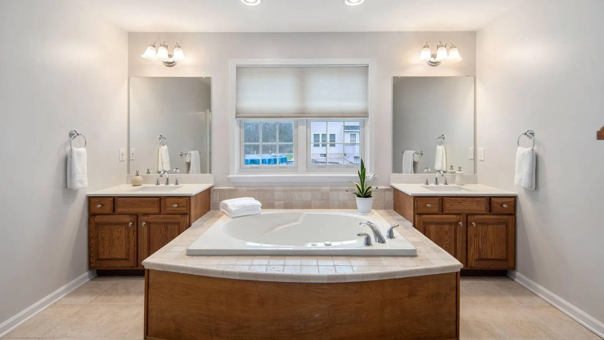 Property at 632 Maple Lane, Niskayuna, NY 12309 37