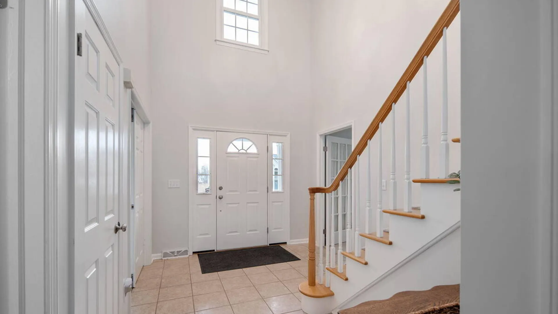 Property at 632 Maple Lane, Niskayuna, NY 12309 6