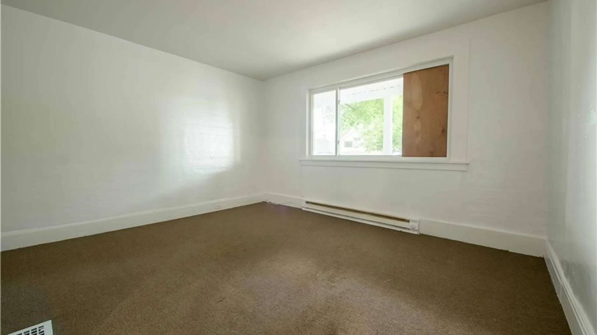 Property at 209 Lakeview Avenue, Syracuse, NY 13204 9