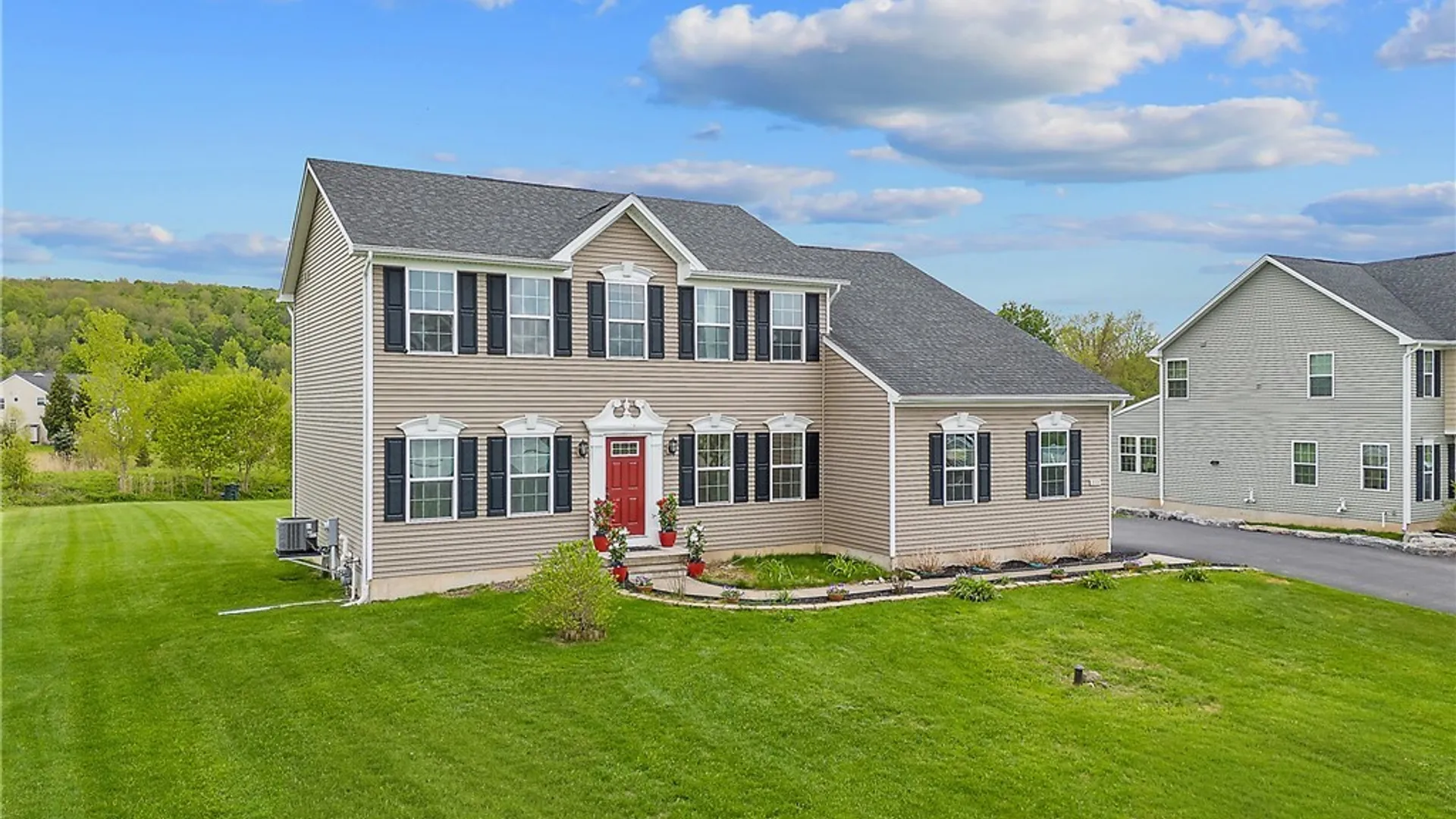 Property at 8809 Quarter Horse, Manlius, NY 13037 2