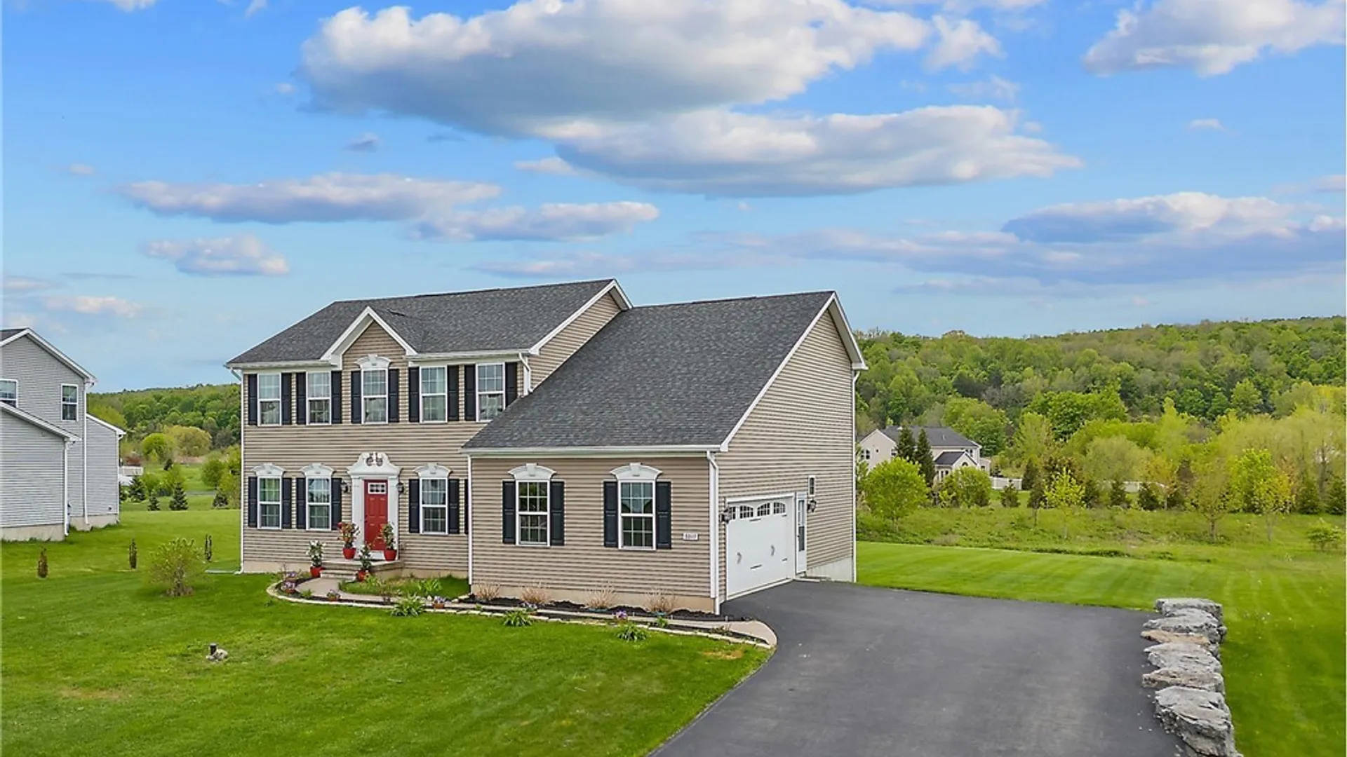 Property at 8809 Quarter Horse, Manlius, NY 13037 3