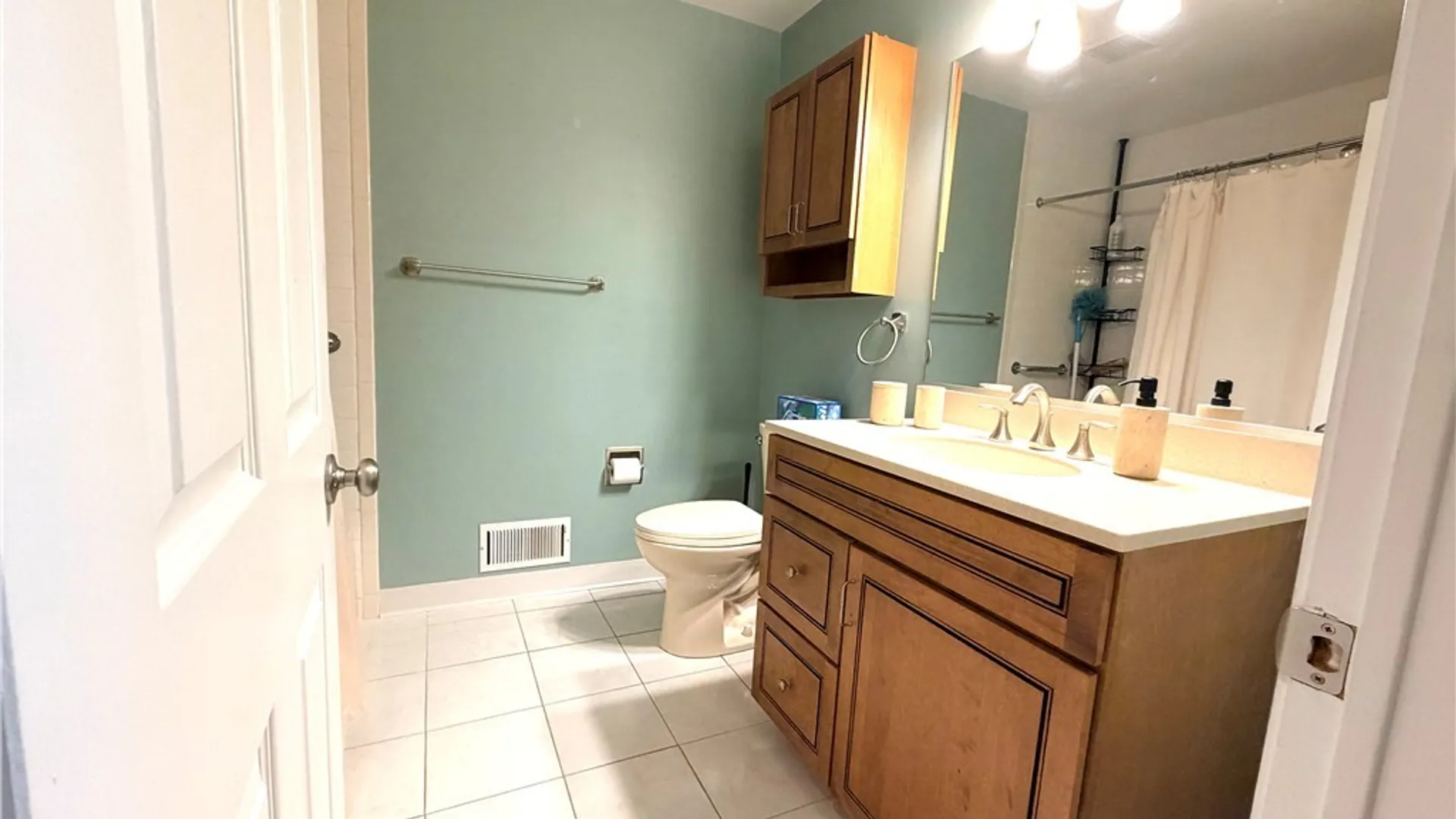 Property at 144 Charter Oaks Drive, Amherst, NY 14228 23