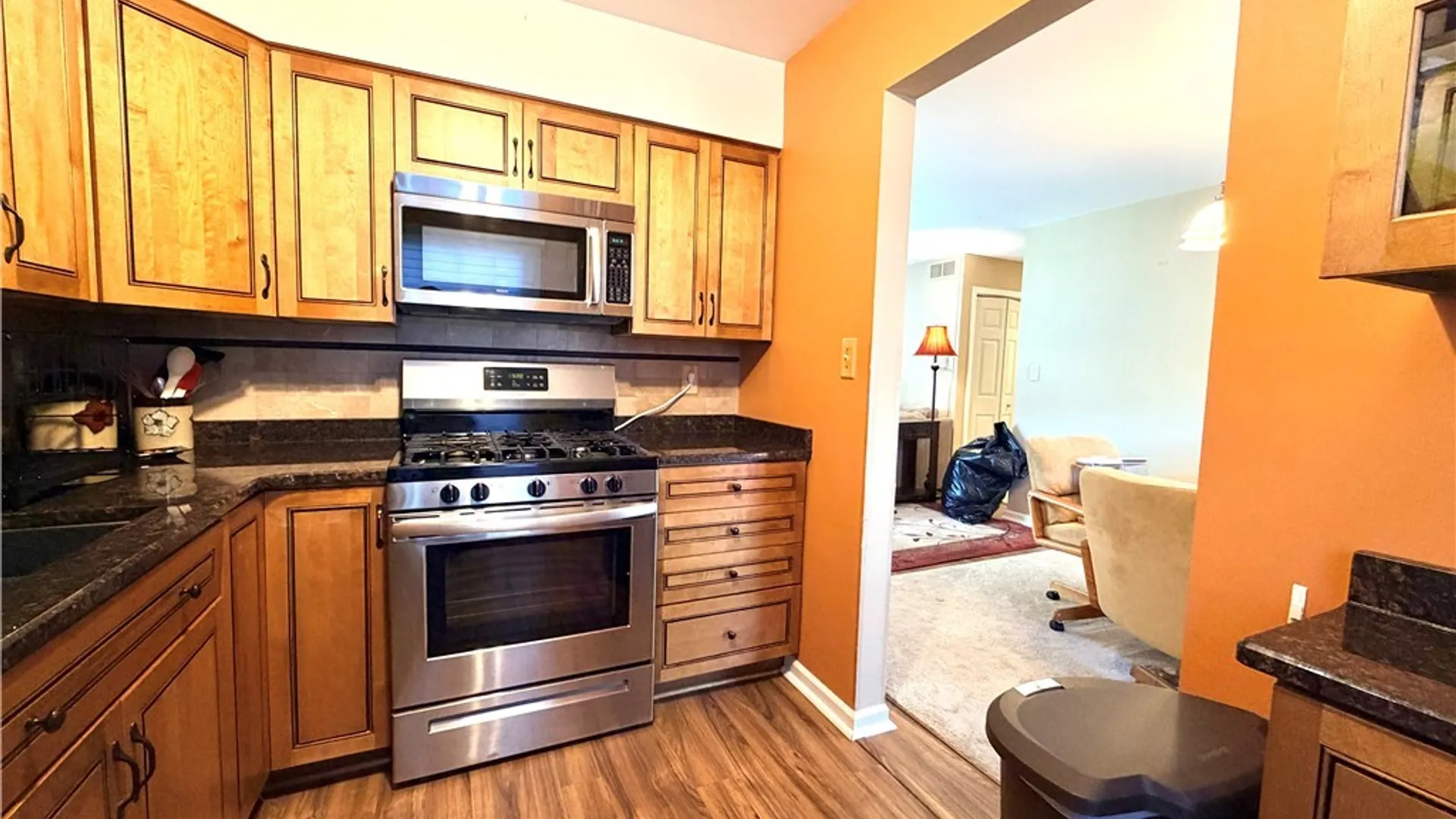 Property at 144 Charter Oaks Drive, Amherst, NY 14228 5