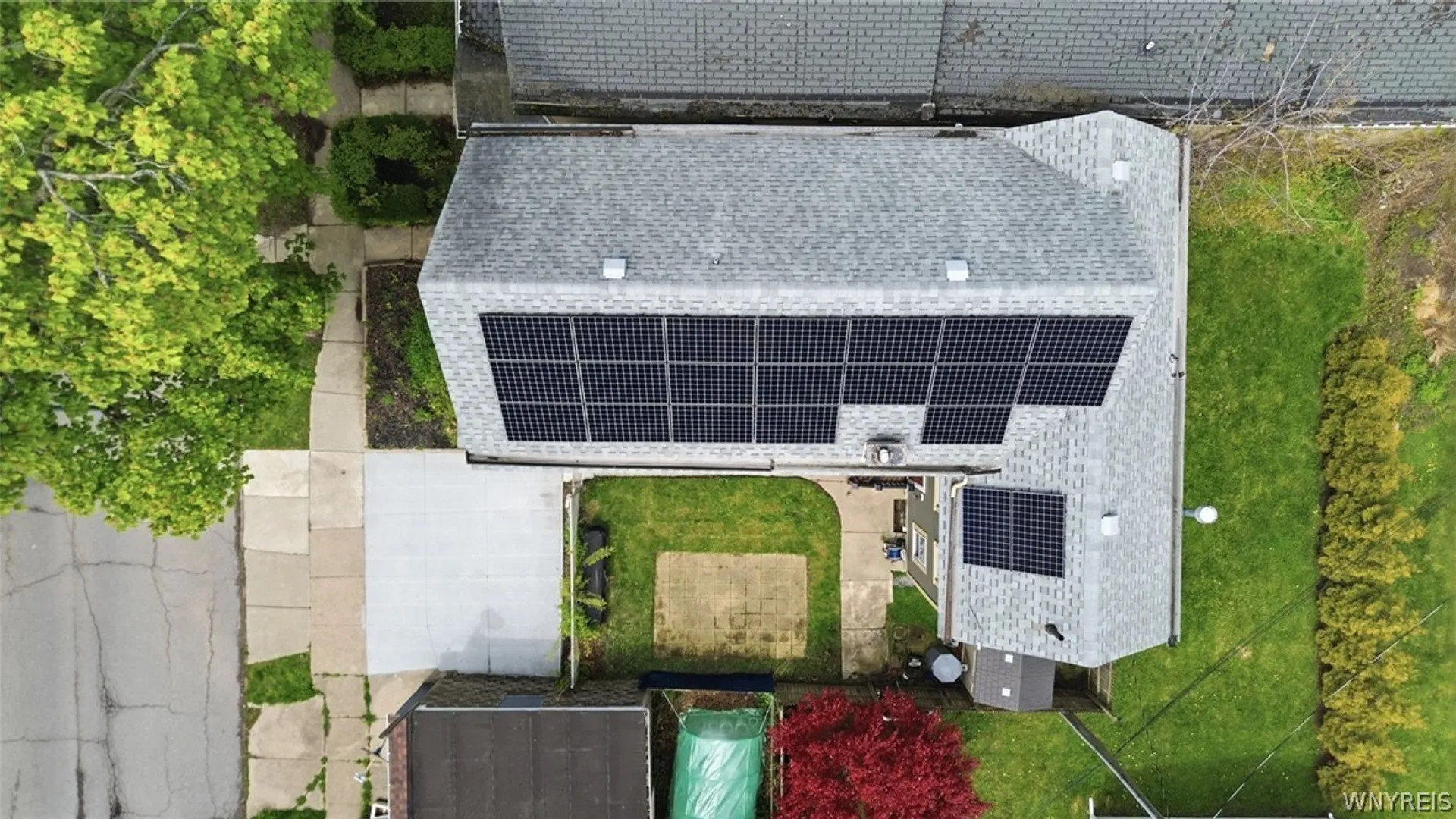 Property at 261 W Tupper Street, Buffalo, NY 14201 4