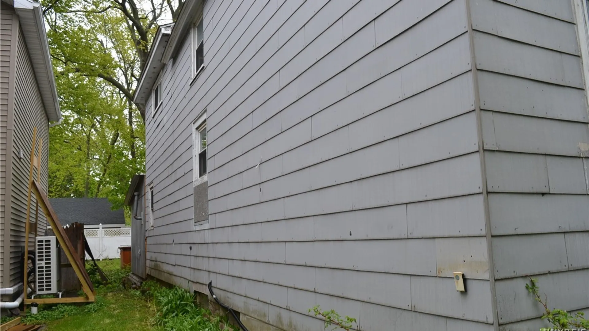 Property at 68 Pleasant Avenue, Lancaster, NY 14086 3