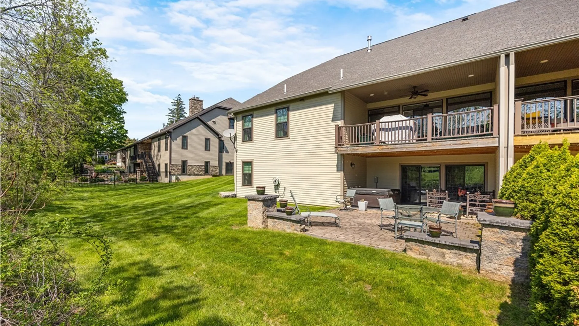 Property at 120 Buchmans Close Circle, Manlius, NY 13066 7