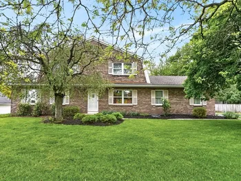 Property at 29 Briggsboro Lane, Perinton, NY 14450