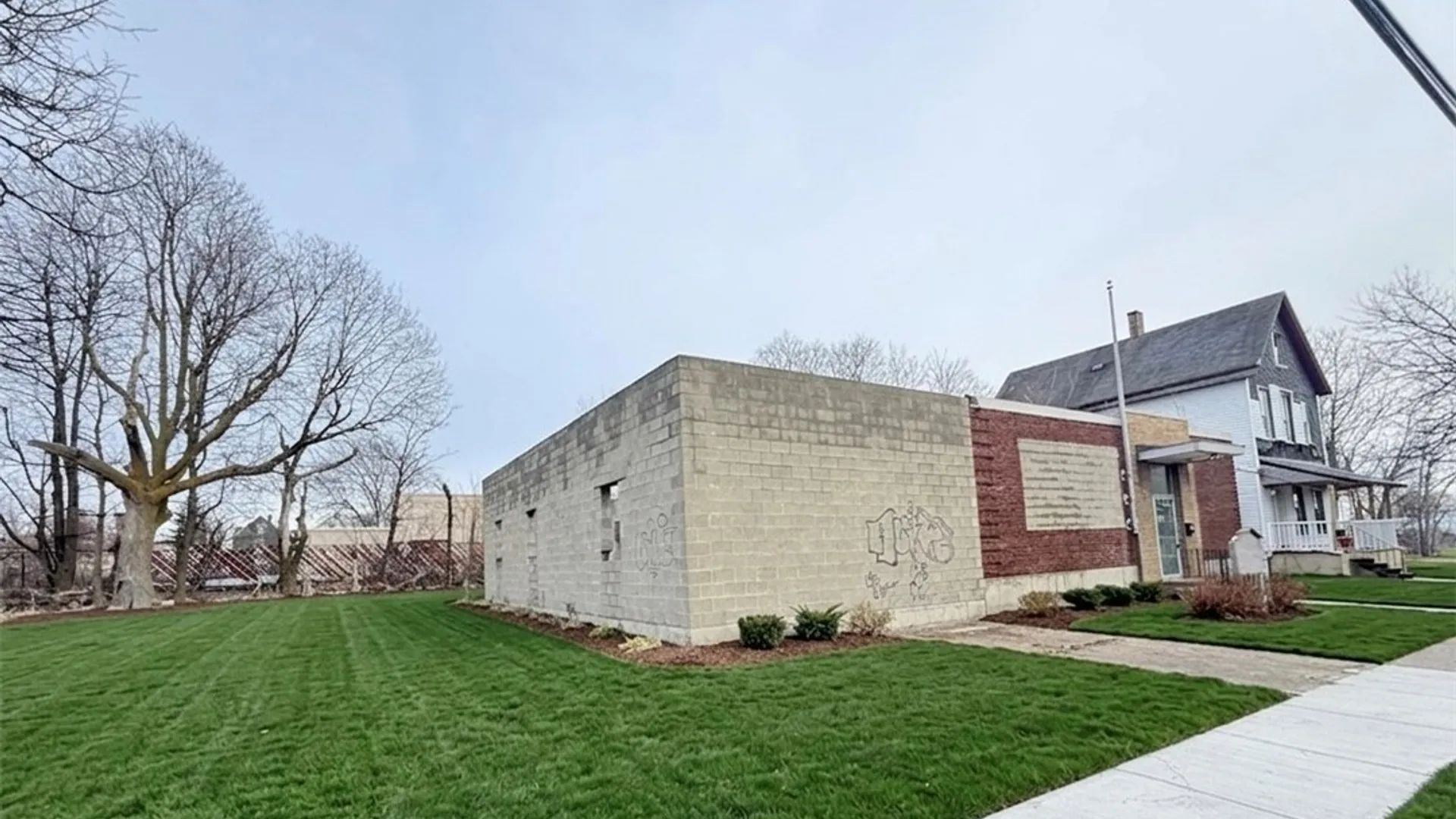 Property at 19 Pauline Street, Buffalo, NY 14214 2