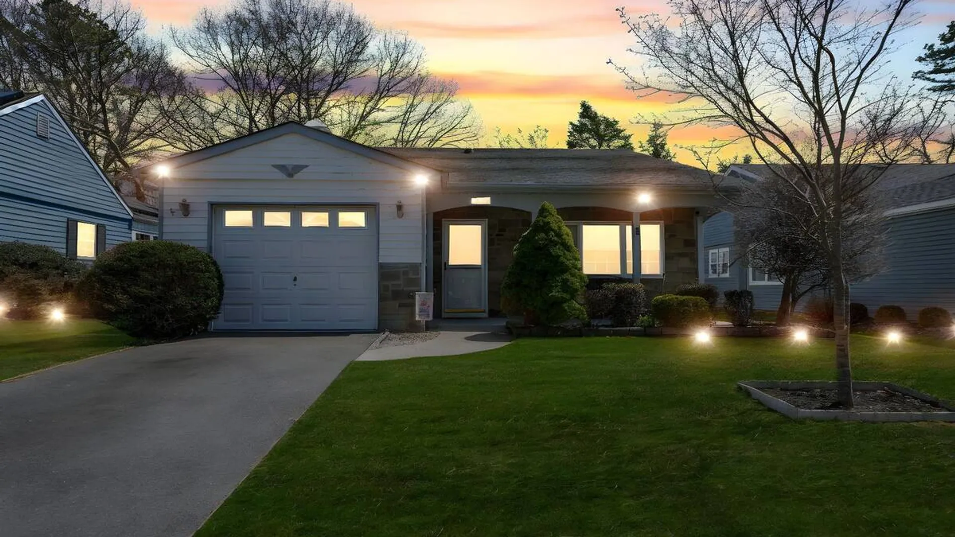 Property at 259 Edinburgh Drive, Ridge, NY 11961 3