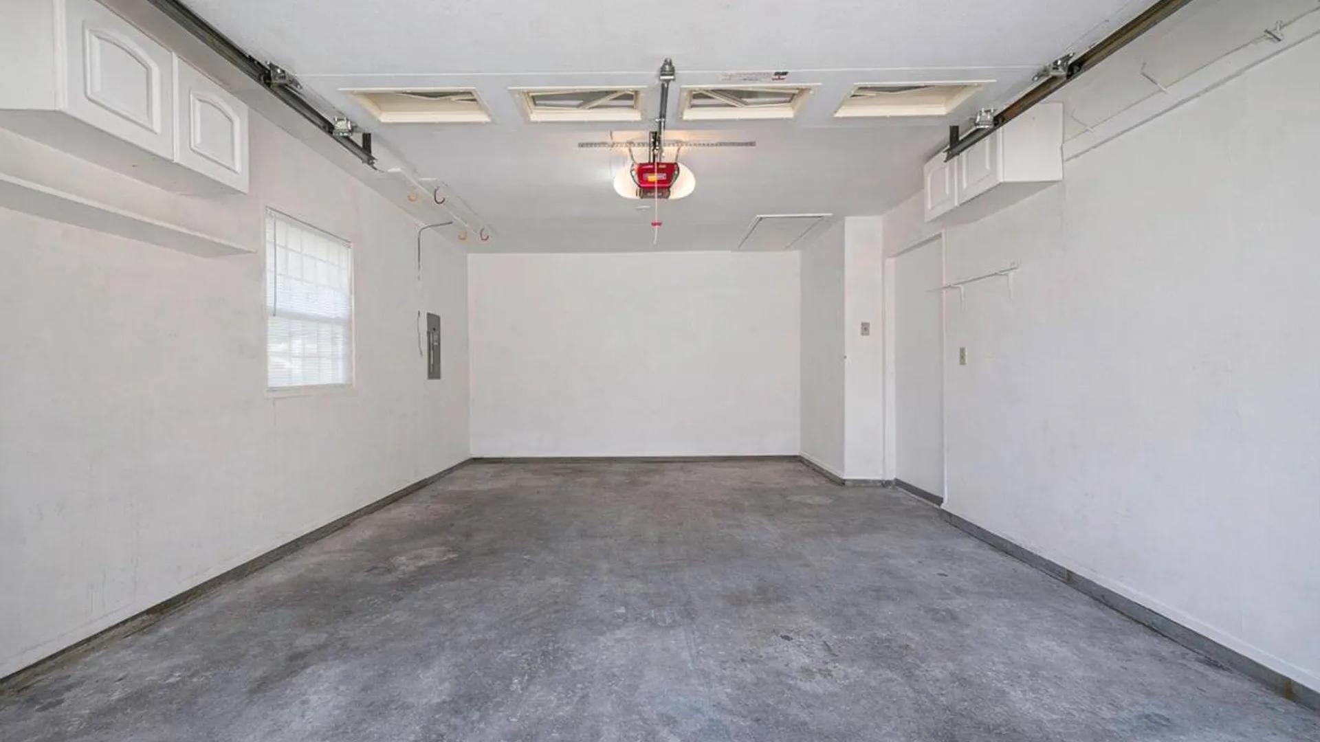 Property at 259 Edinburgh Drive, Ridge, NY 11961 24