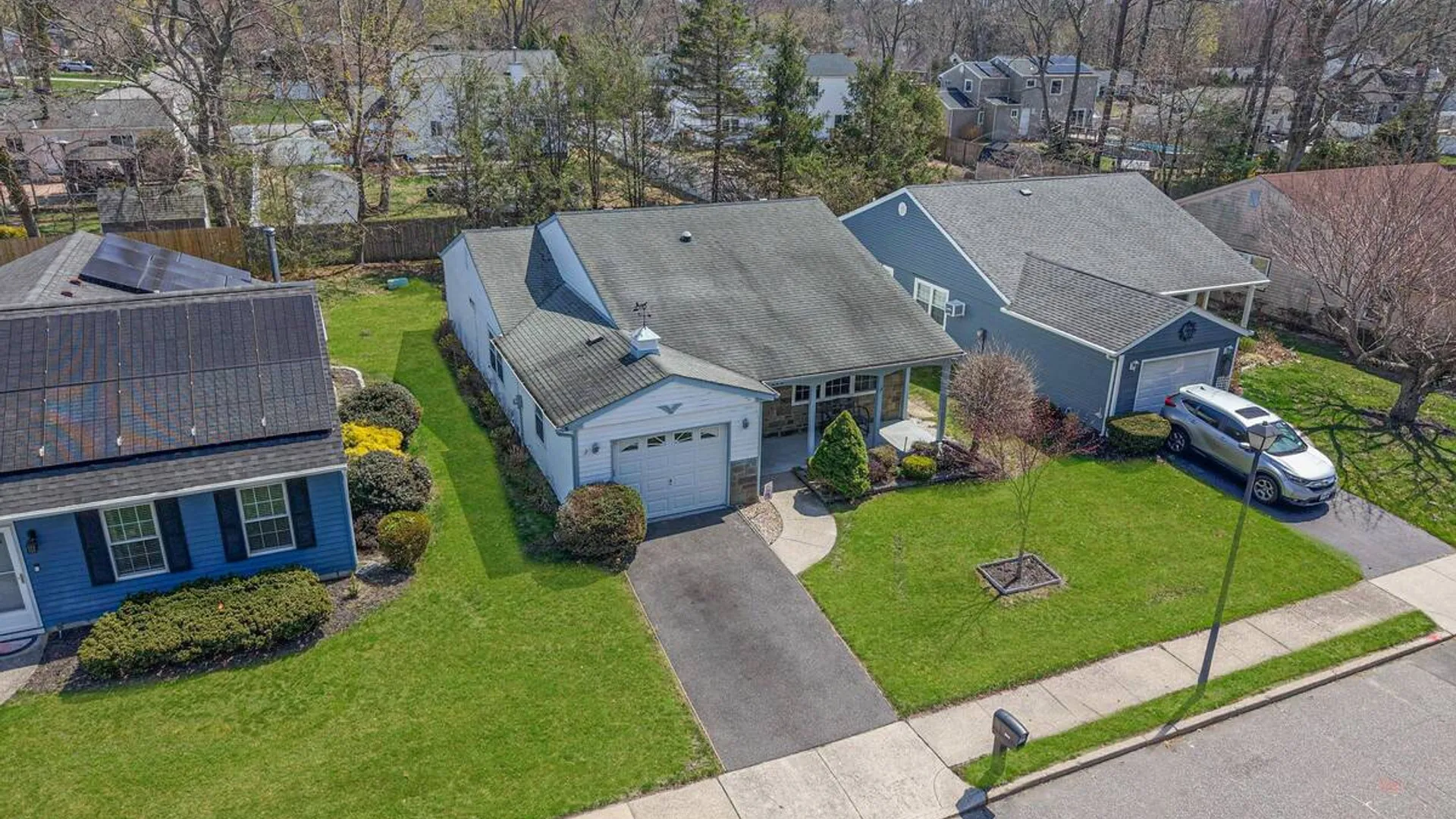 Property at 259 Edinburgh Drive, Ridge, NY 11961 28