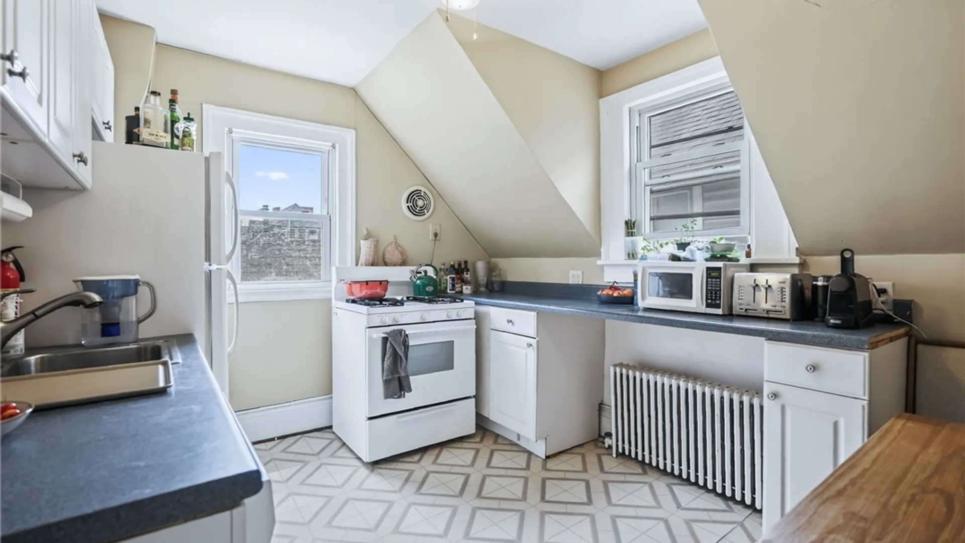 Property at 36 Cambridge Street, Rochester, NY 14607 9