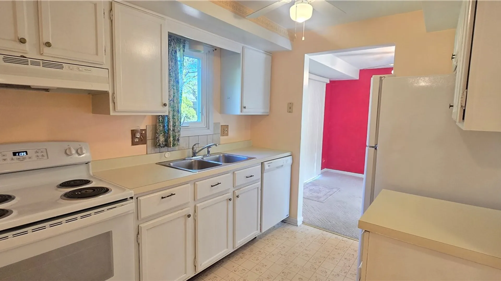Property at 8 Old Stone Lane, Greece, NY 14615 10