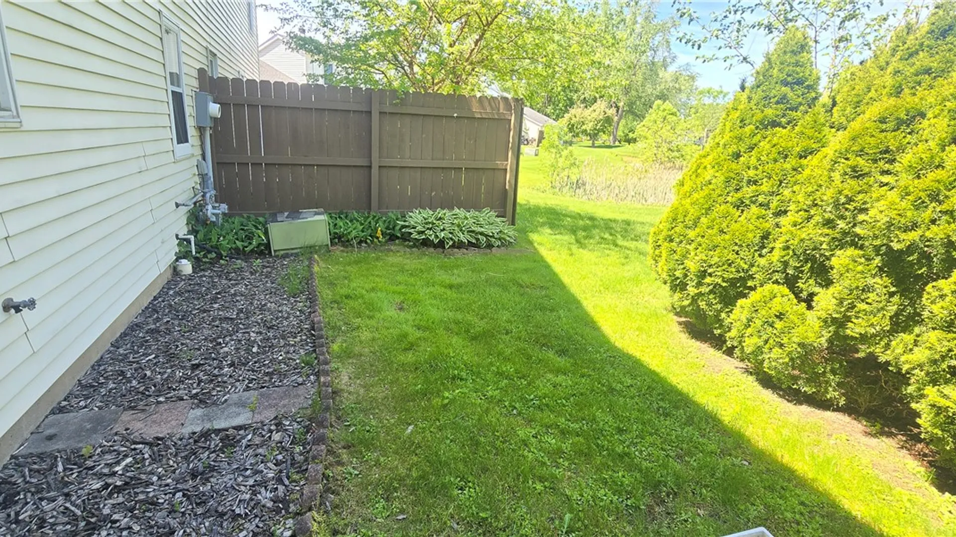 Property at 8 Old Stone Lane, Greece, NY 14615 24