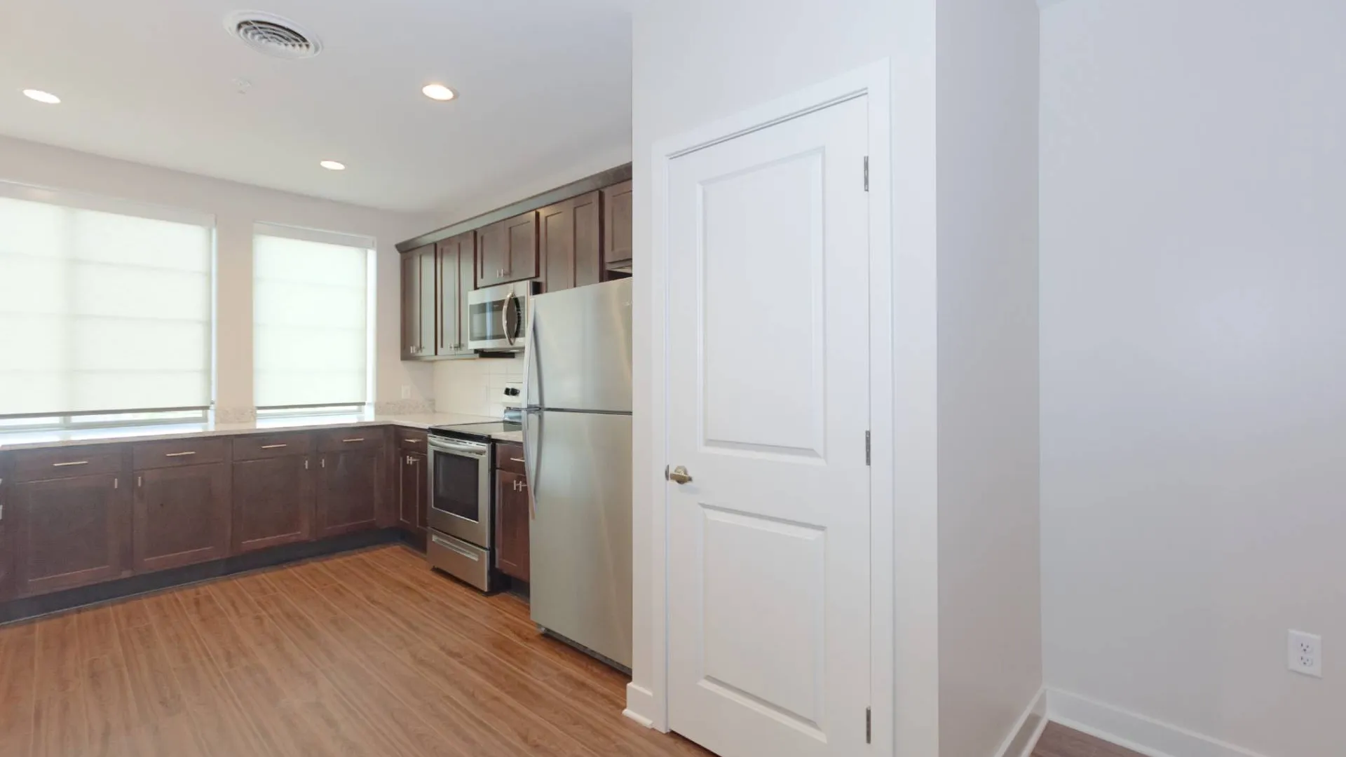 Property at 101 Nott Terrace, Schenectady, NY 12308 2