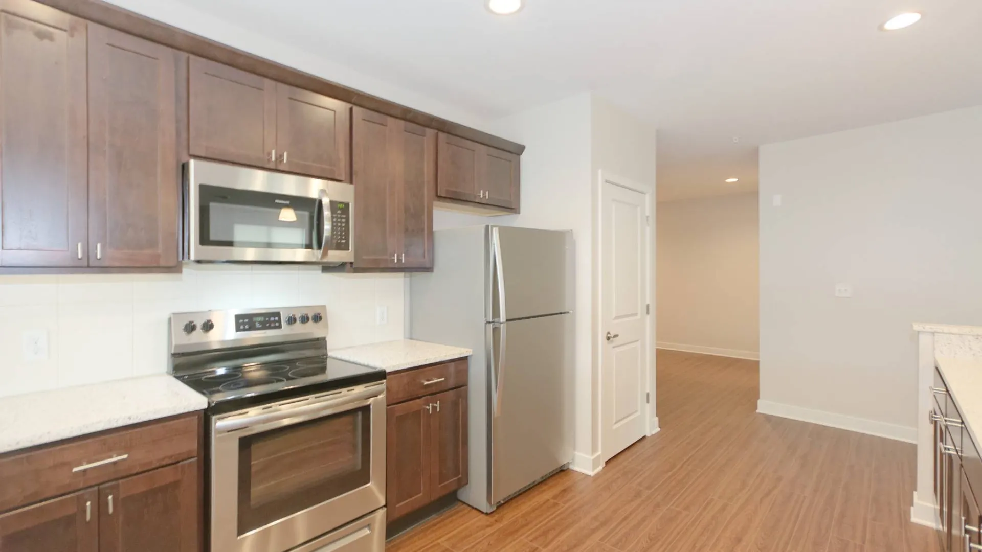 Property at 101 Nott Terrace, Schenectady, NY 12308 3