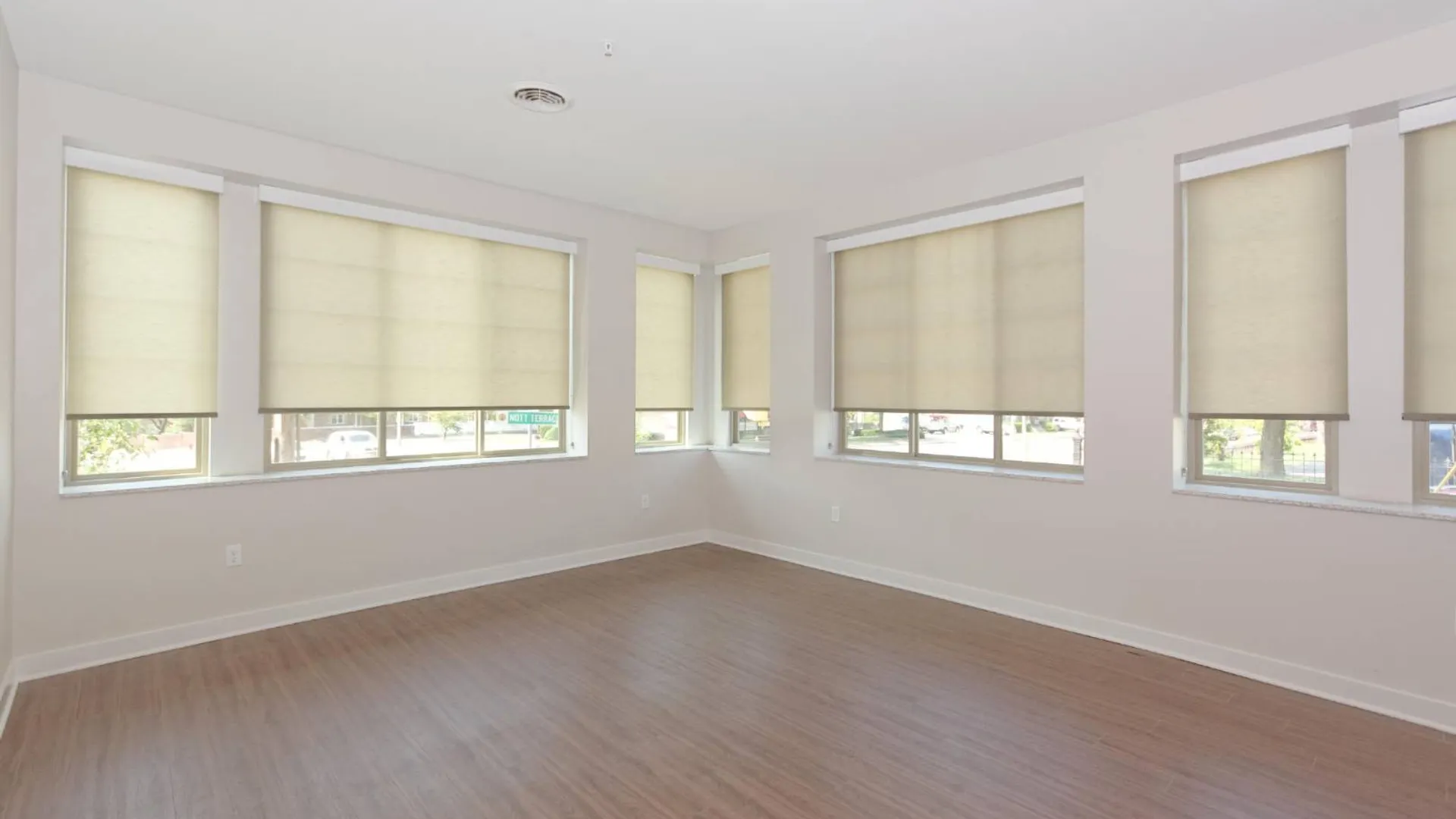 Property at 101 Nott Terrace, Schenectady, NY 12308 7