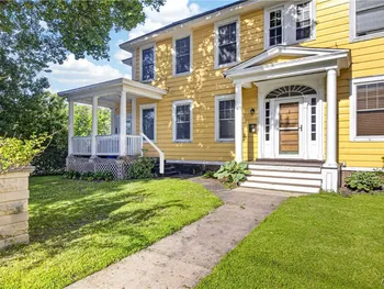 Property at 16 Huntington Place, New Hartford, NY 13413