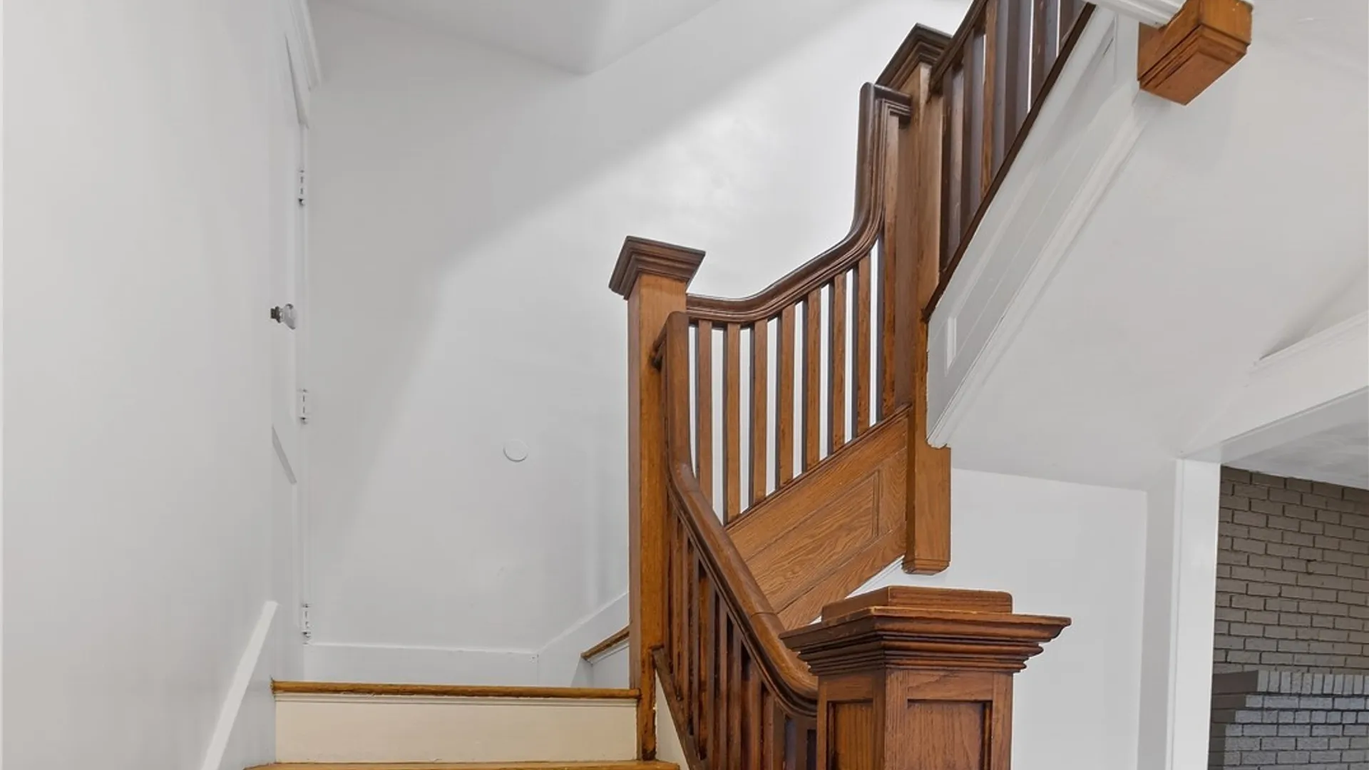 Property at 16 Huntington Place, New Hartford, NY 13413 23