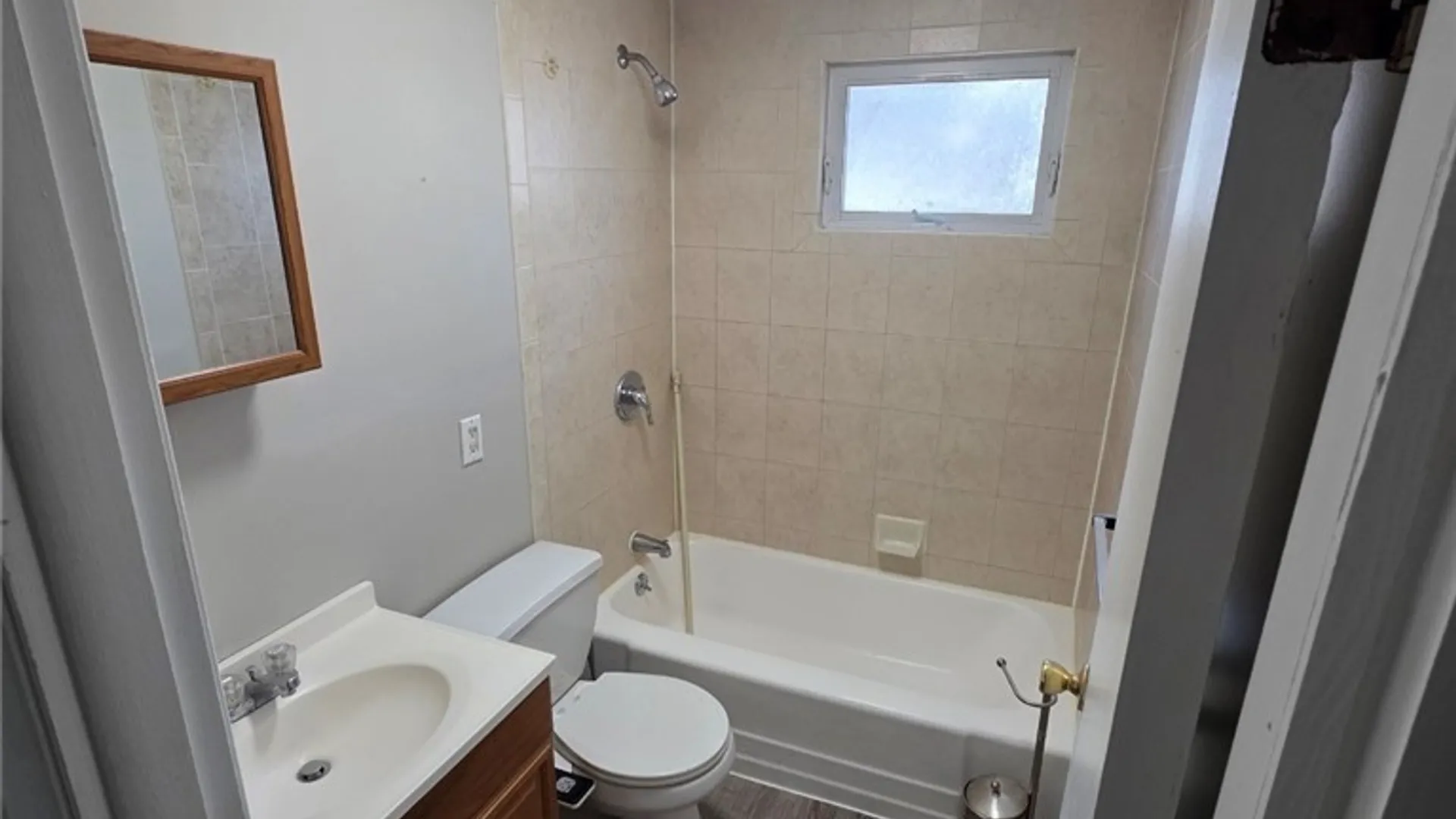 Property at 157 14th Street, Buffalo, NY 14213 2