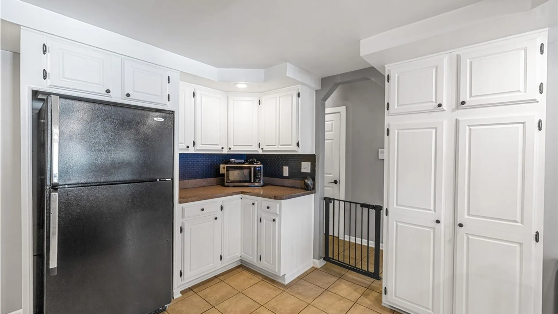Property at 27 Beverly Place, Utica, NY 13501 15