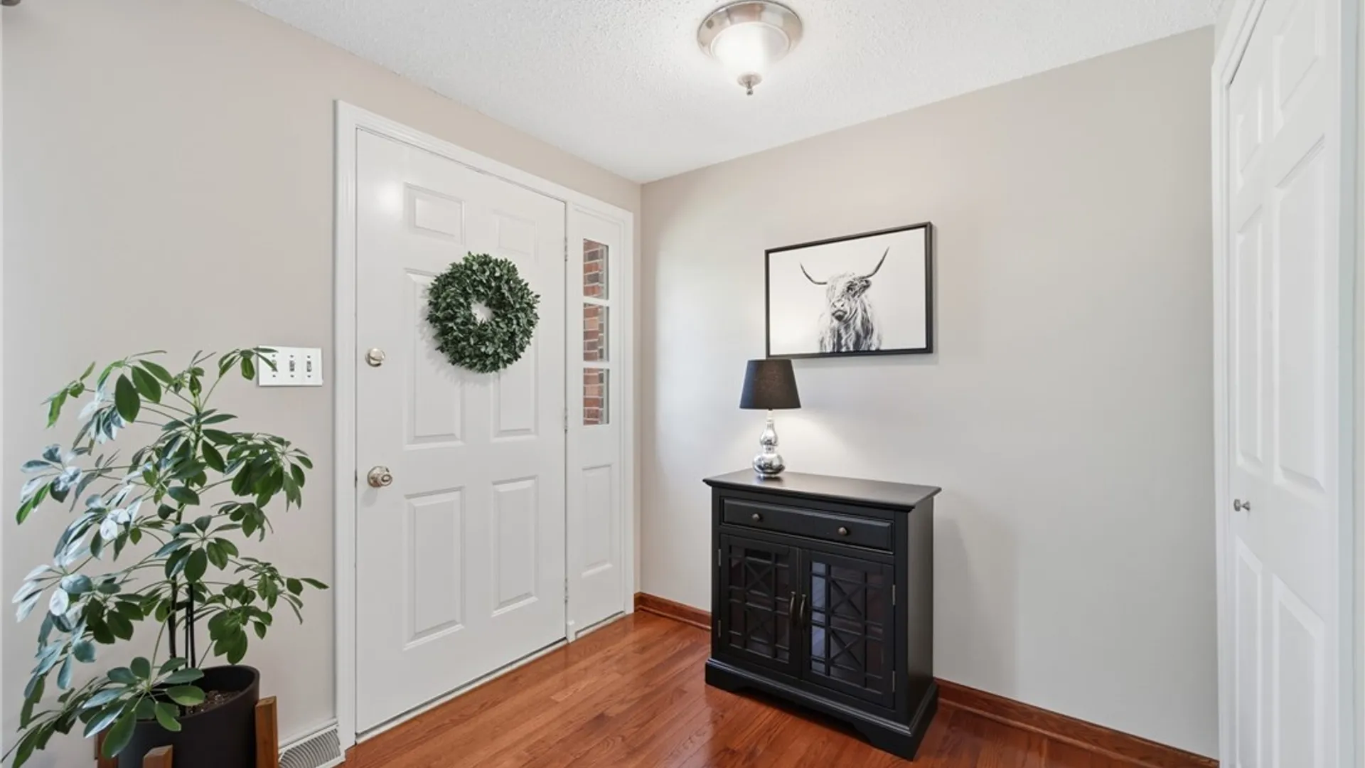 Property at 184 Wedgewood Drive, Amherst, NY 14221 3