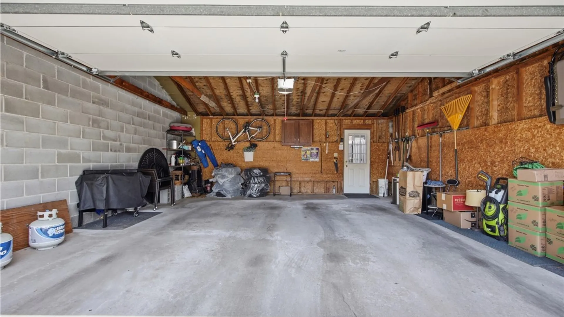 Property at 184 Wedgewood Drive, Amherst, NY 14221 35