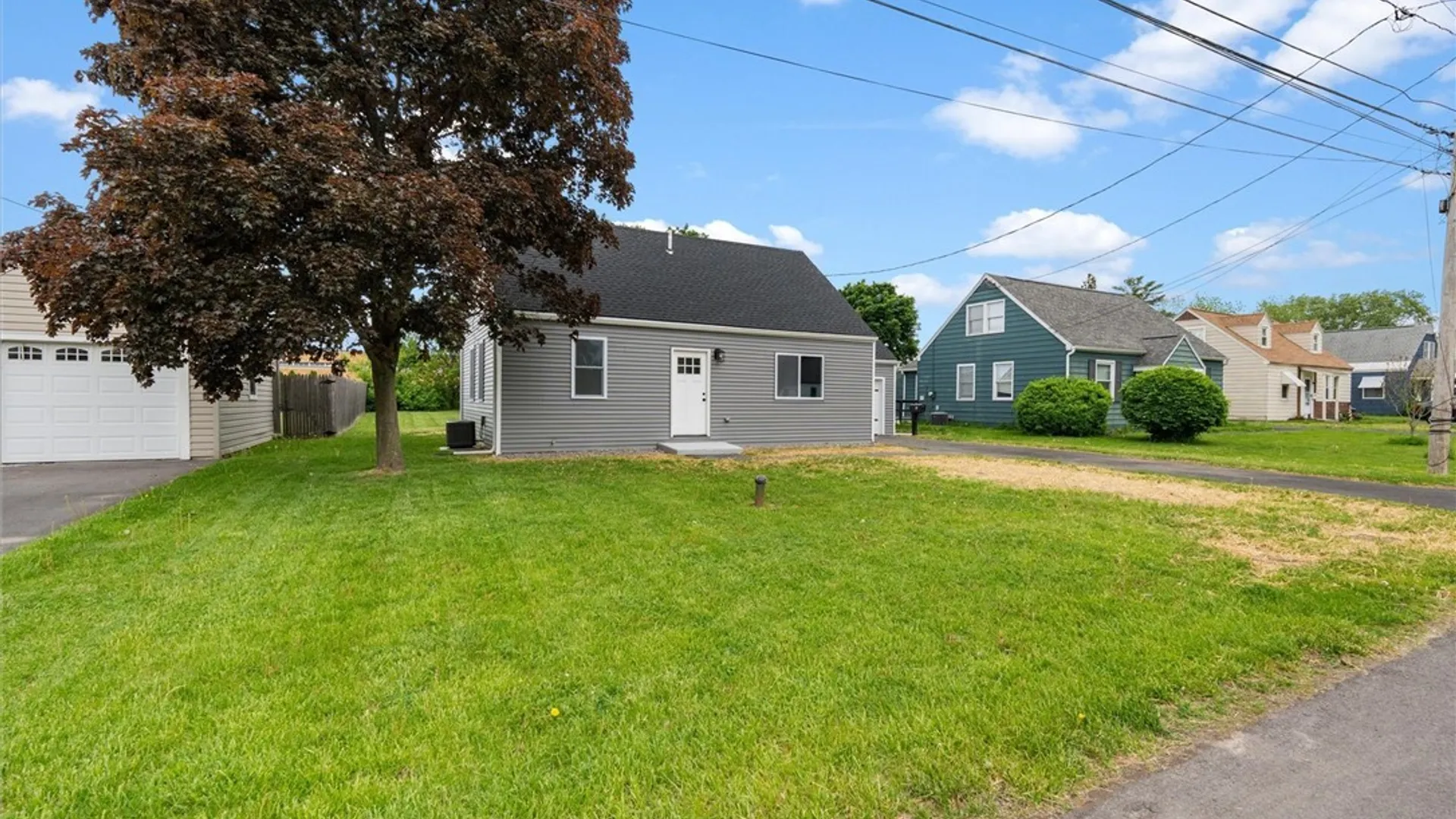 Property at 19 Grover Street, DeWitt, NY 13057 4