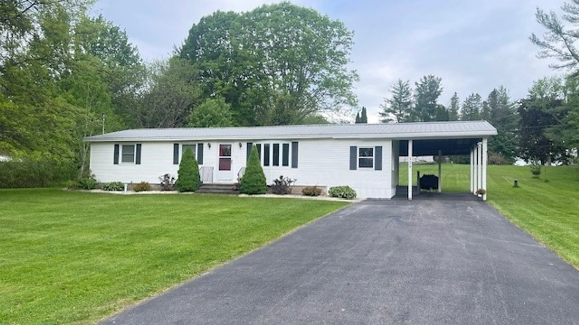 Property at 126 Oswego River Road, Schroeppel, NY 13135 2