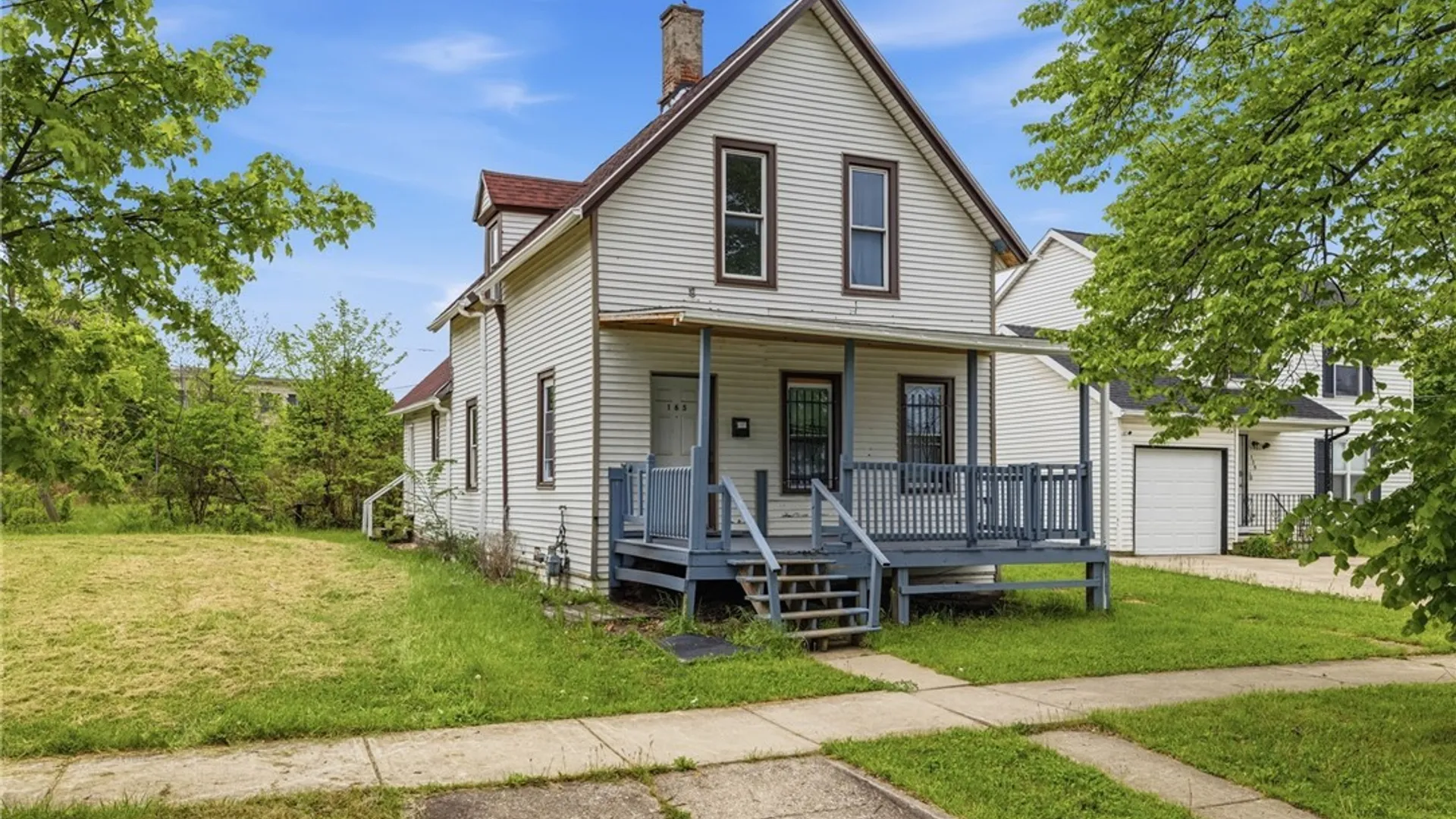Property at 165 Glenwood Avenue, Buffalo, NY 14208 2