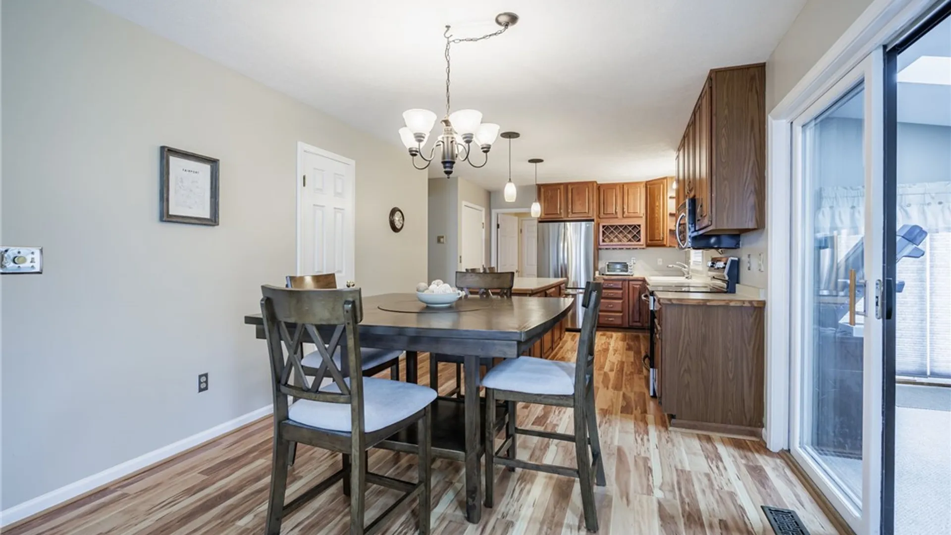 Property at 4 Kerry Hill, Perinton, NY 14450 13