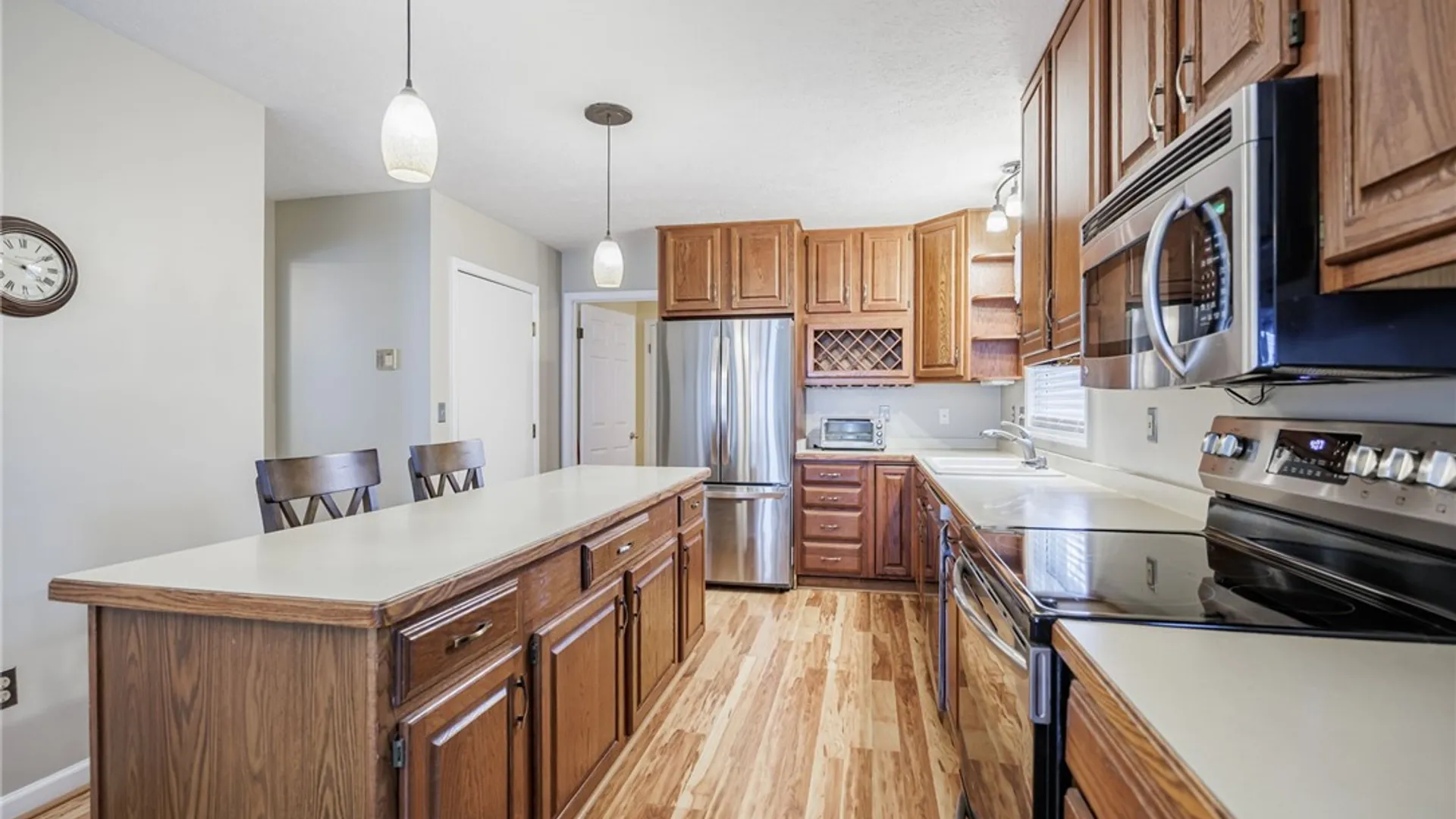 Property at 4 Kerry Hill, Perinton, NY 14450 17