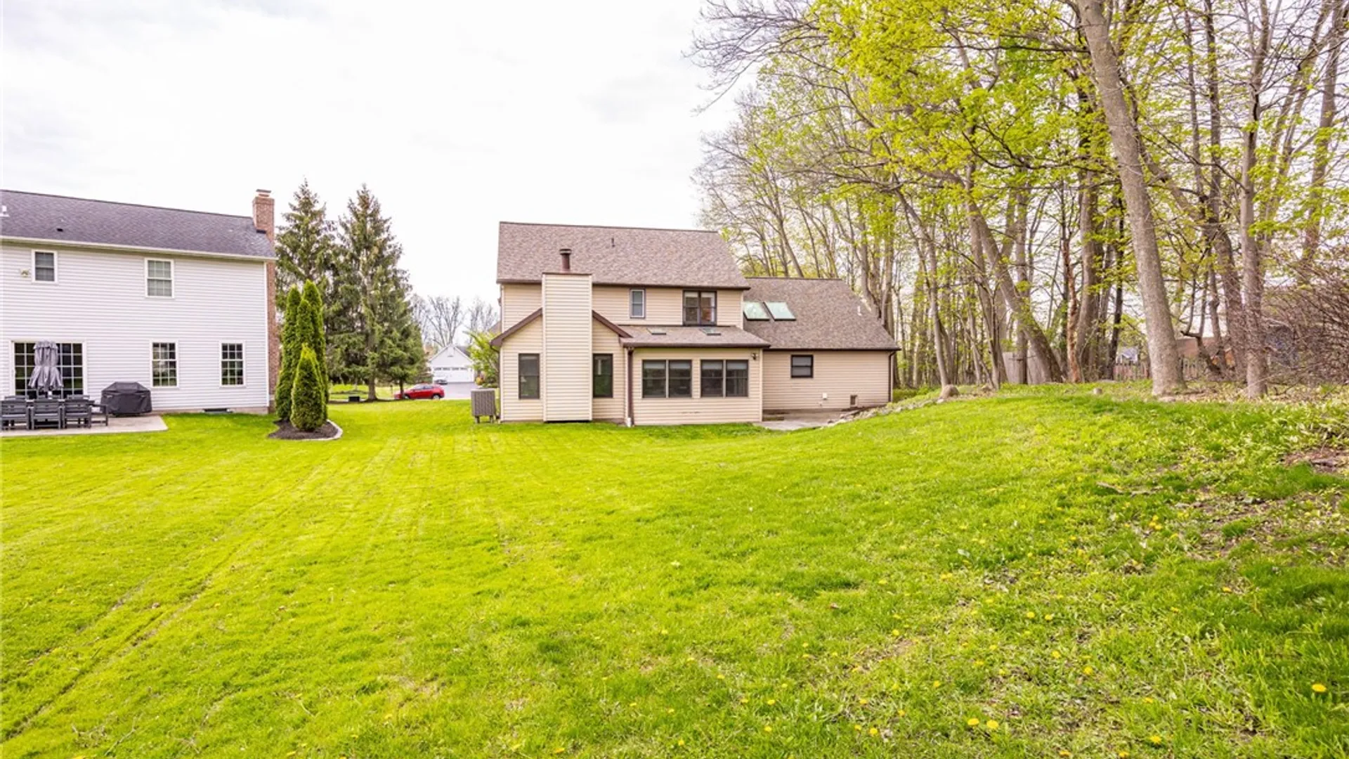 Property at 4 Kerry Hill, Perinton, NY 14450 48