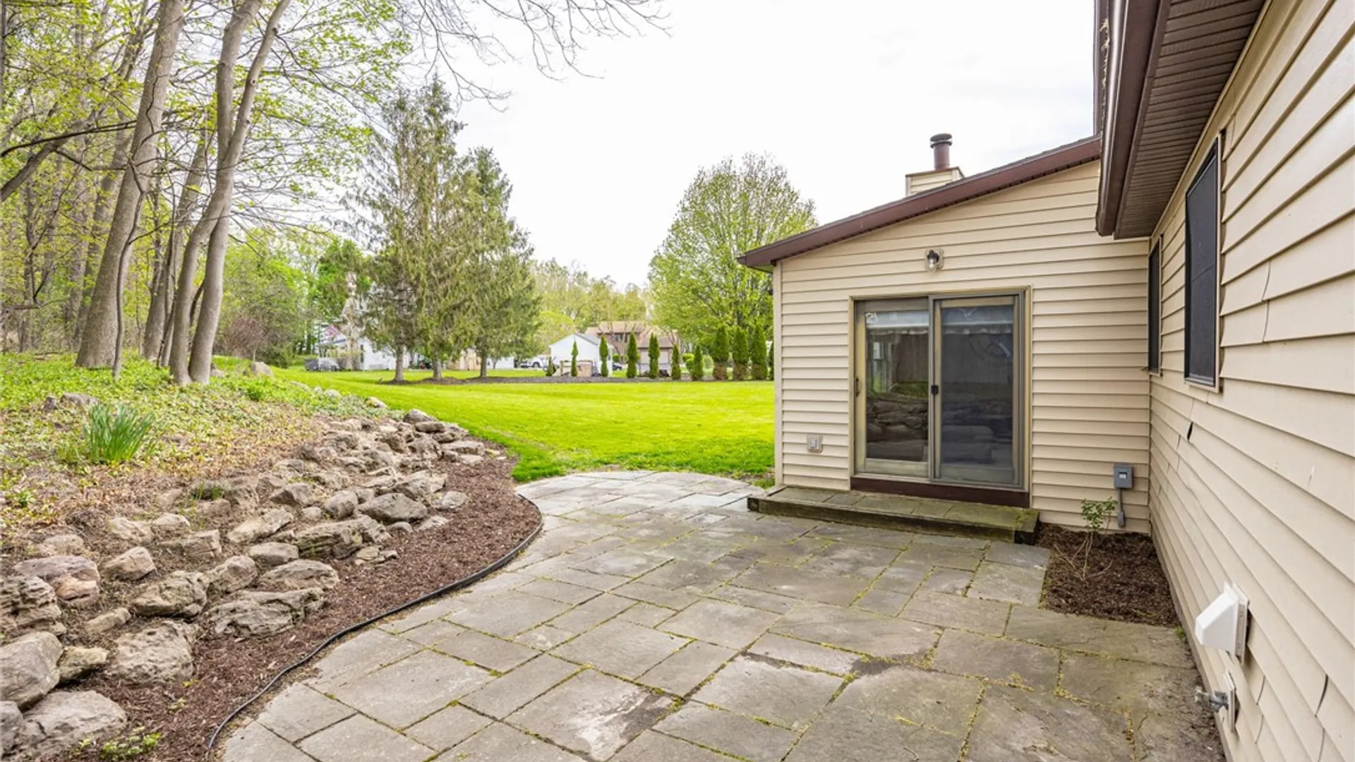 Property at 4 Kerry Hill, Perinton, NY 14450 50