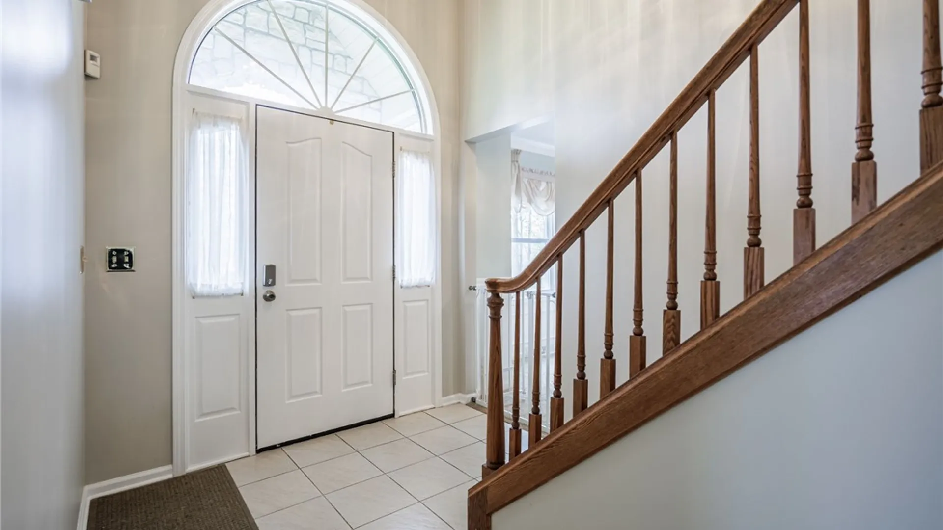 Property at 4 Kerry Hill, Perinton, NY 14450 8