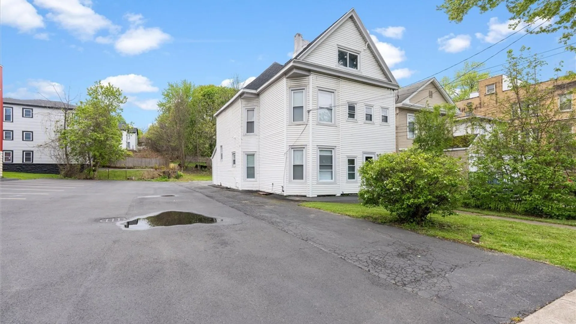 Property at 212 Lexington Avenue, Syracuse, NY 13210 3
