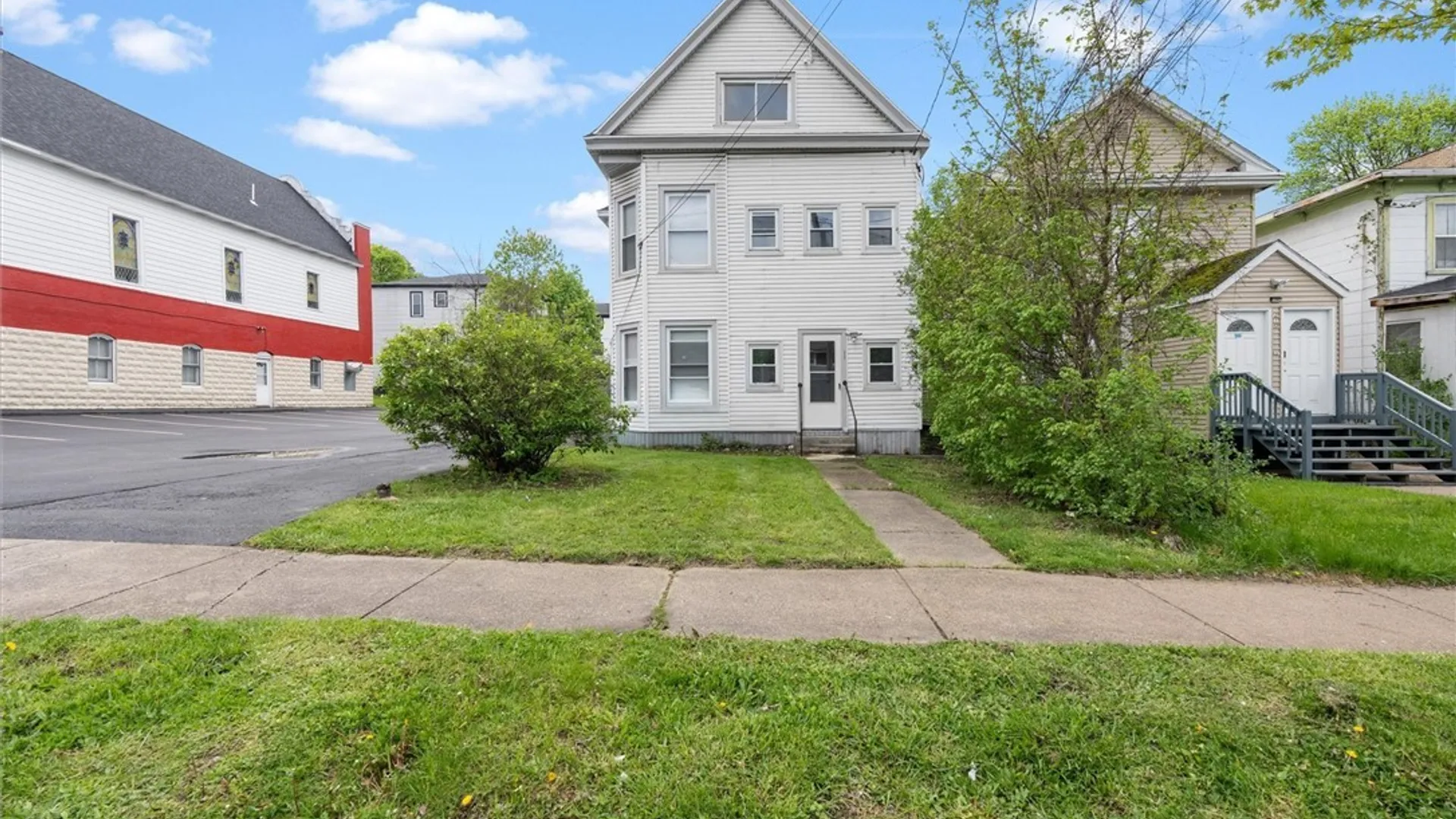 Property at 212 Lexington Avenue, Syracuse, NY 13210 4