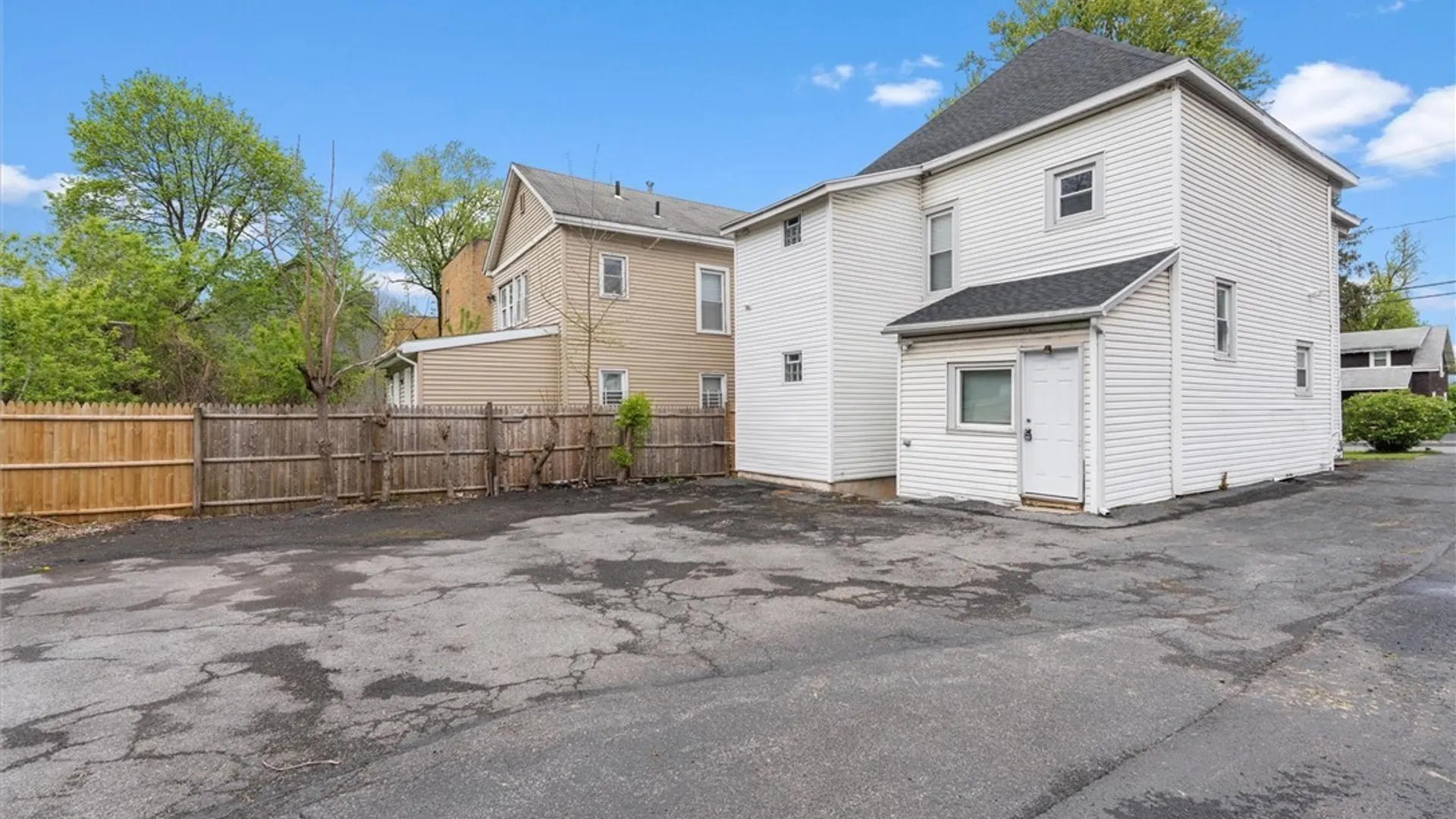 Property at 212 Lexington Avenue, Syracuse, NY 13210 43