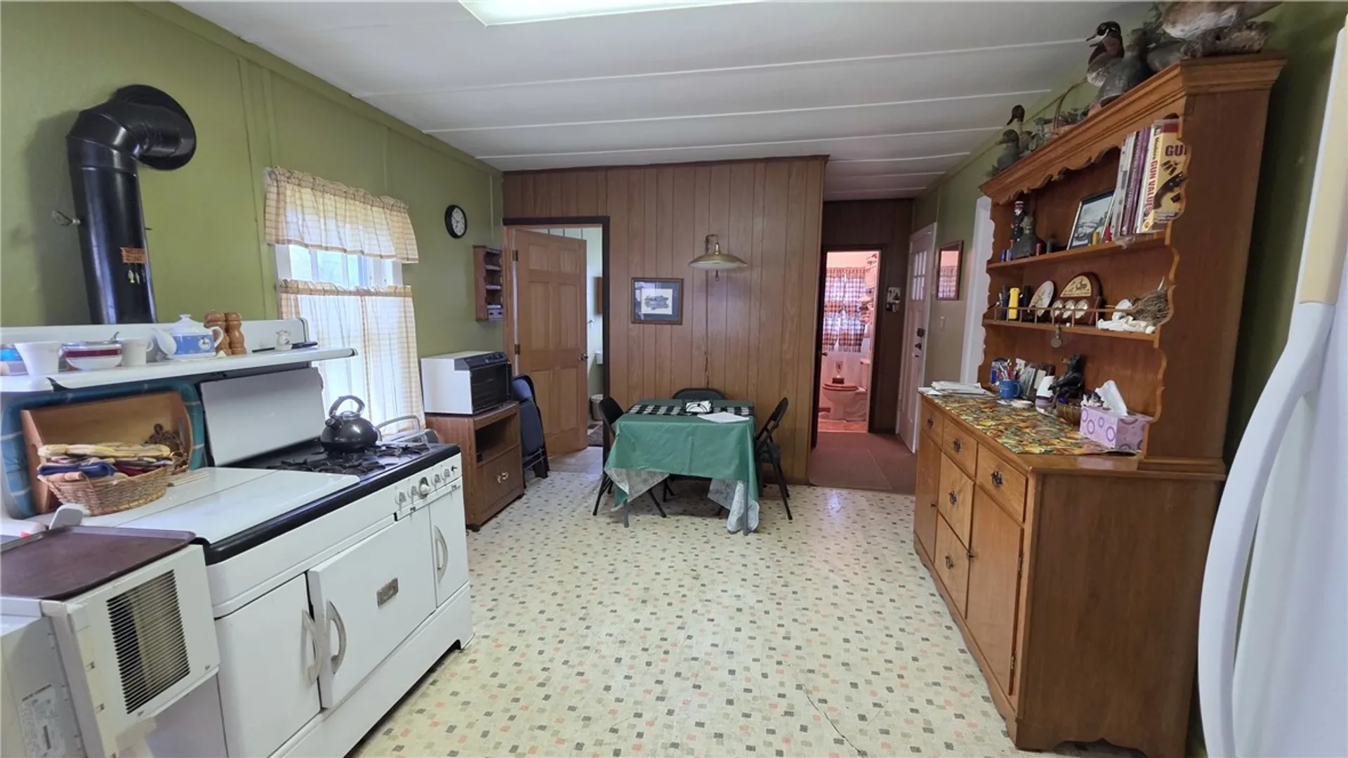 Property at 6431 State Route 90, Aurelius, NY 13034 7