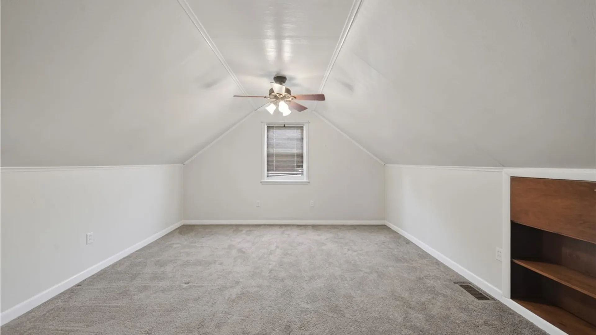 Property at 104 Church Parkway, Cicero, NY 13212 25