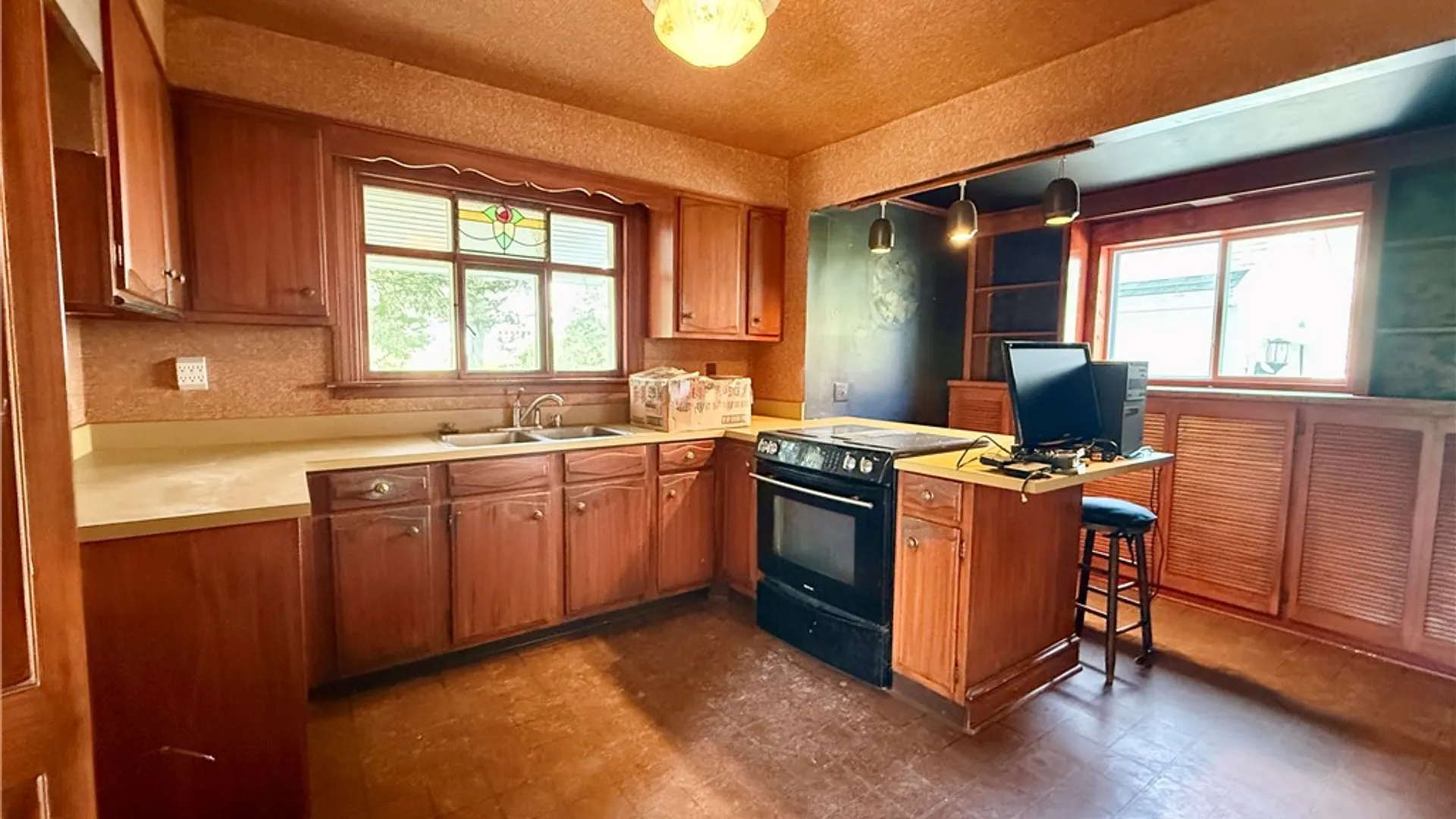 Property at 226 Interstate Parkway, Bradford Town, PA 16701 14