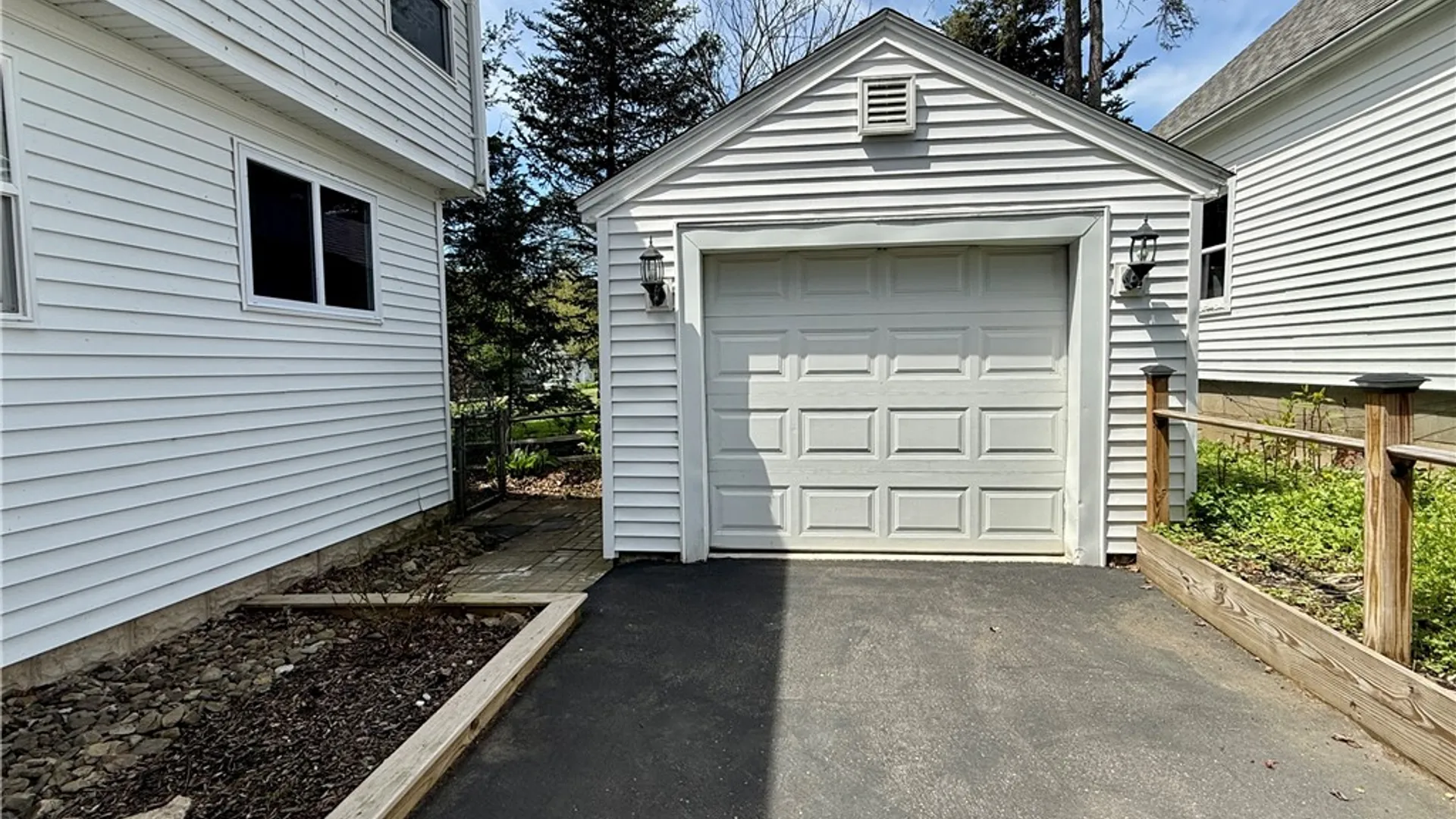 Property at 226 Interstate Parkway, Bradford Town, PA 16701 7