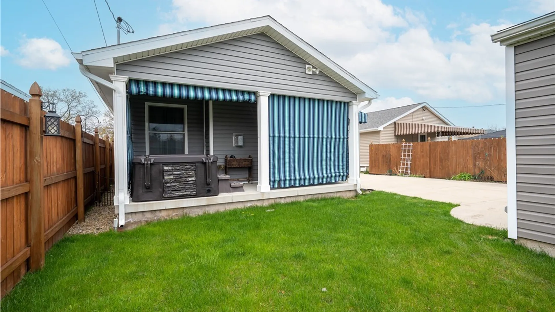 Property at 209 Oakvale Boulevard, Tonawanda, NY 14223 48