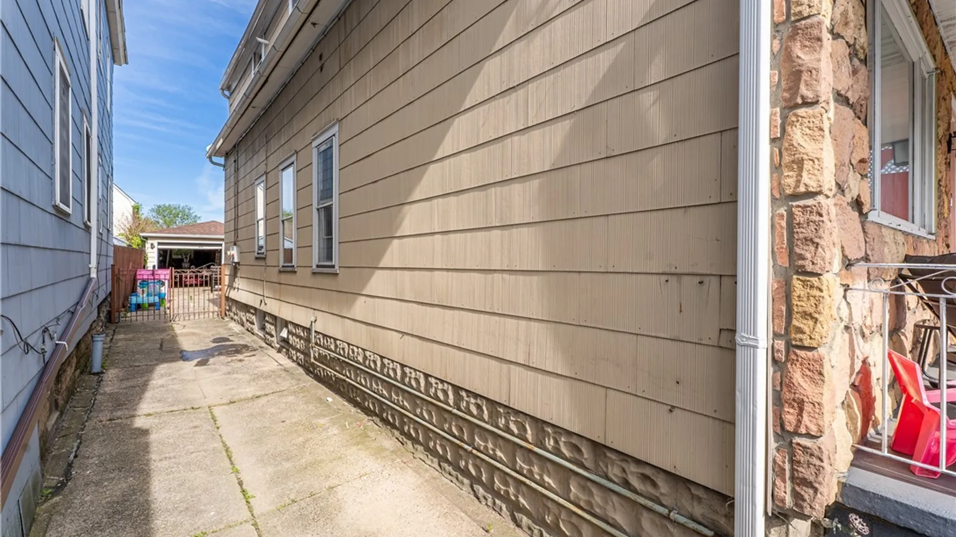 Property at 60 Longnecker Street, Buffalo, NY 14206 4