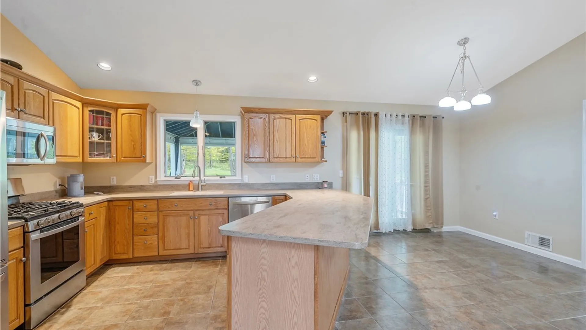 Property at 152 Rainbow Shores Road, Sandy Creek, NY 13142 8