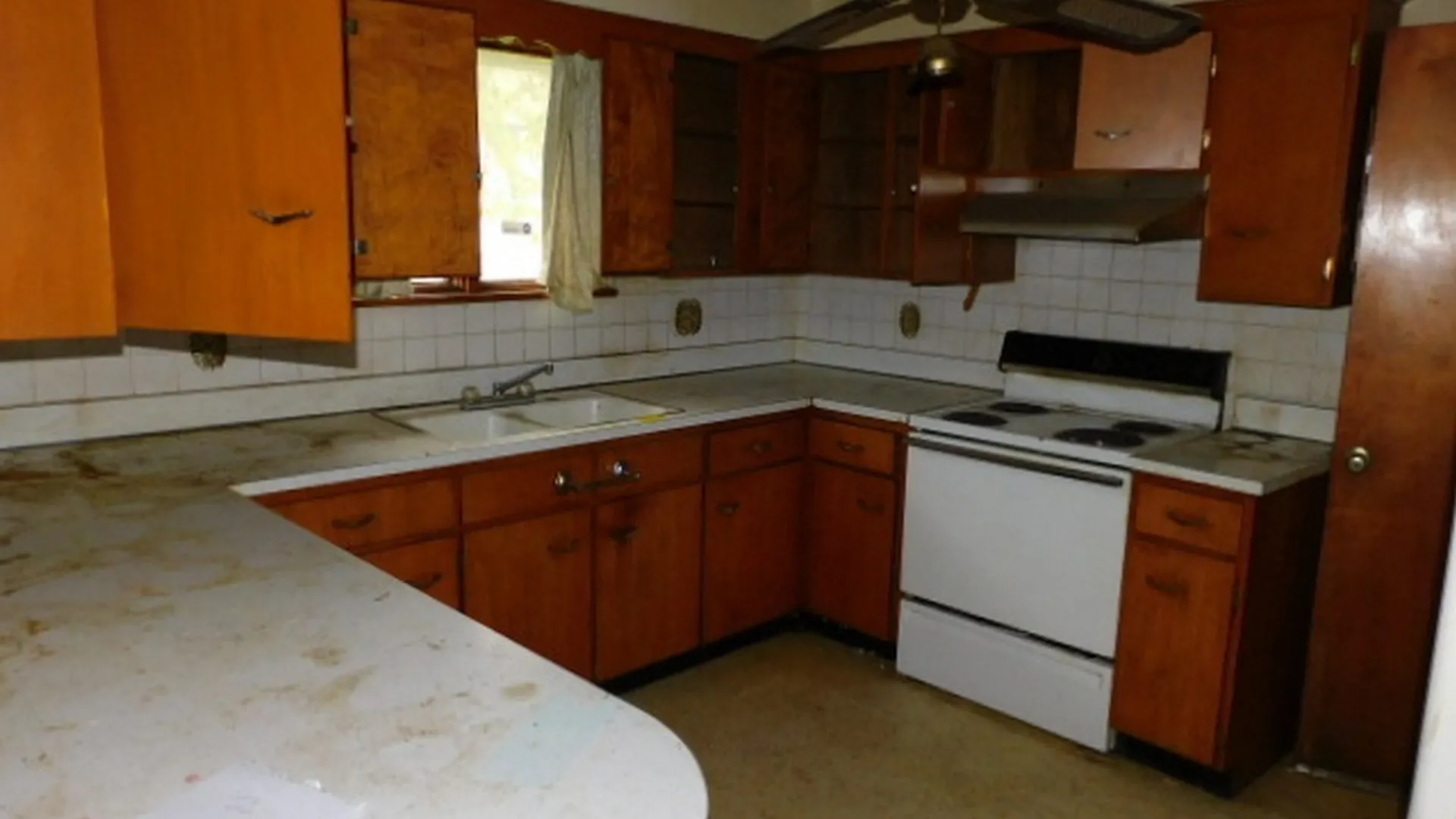 Property at 306 24th Street, Niagara Falls, NY 14303 2