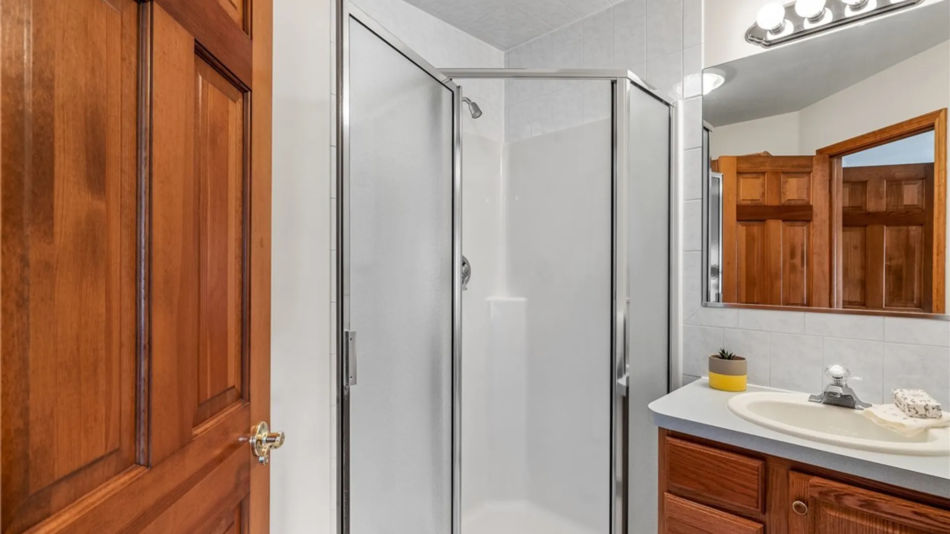 Property at 5600 William Street, Lancaster, NY 14086 38