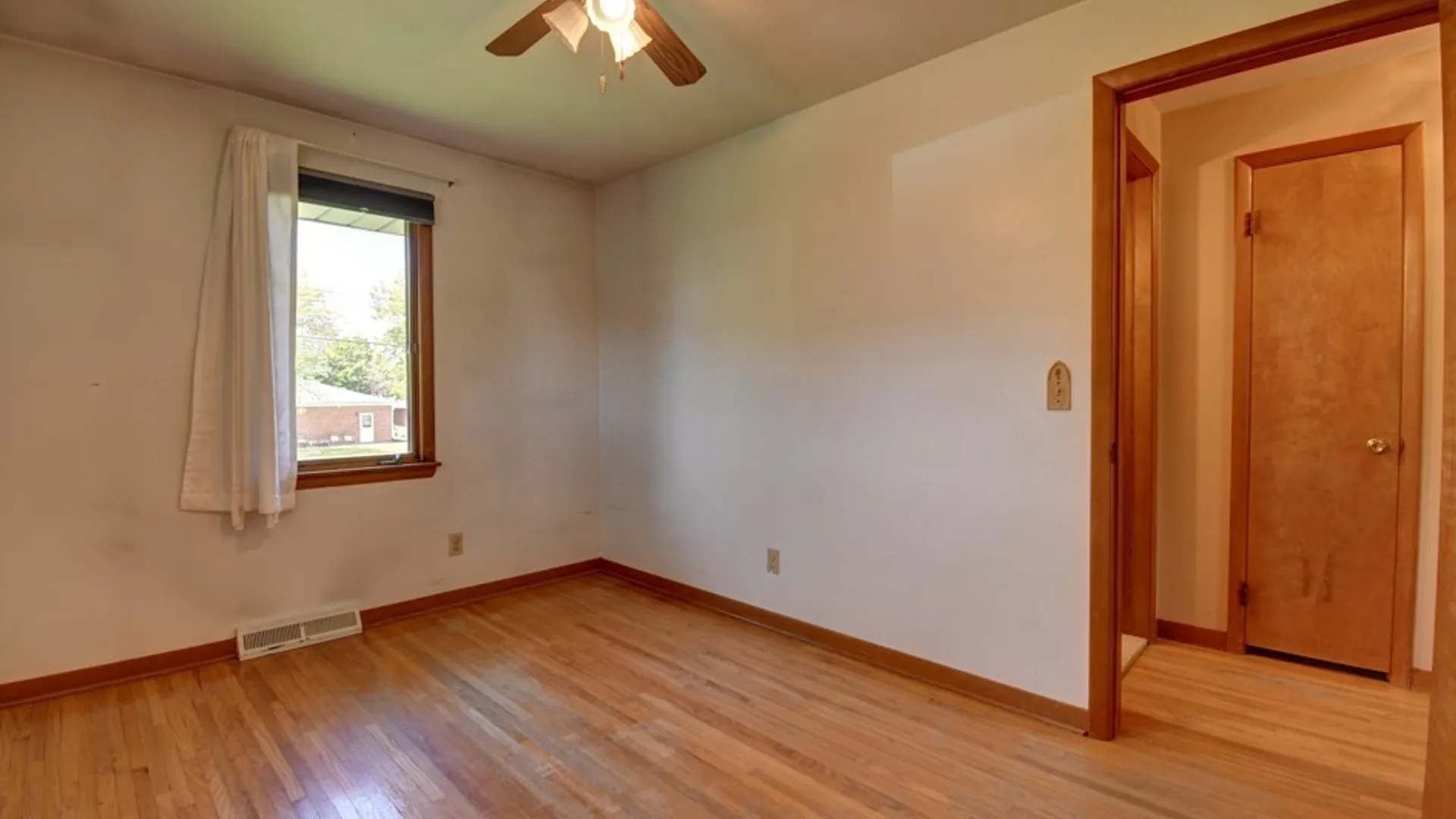 Property at 67 Greenhill Terrace, West Seneca, NY 14224 16